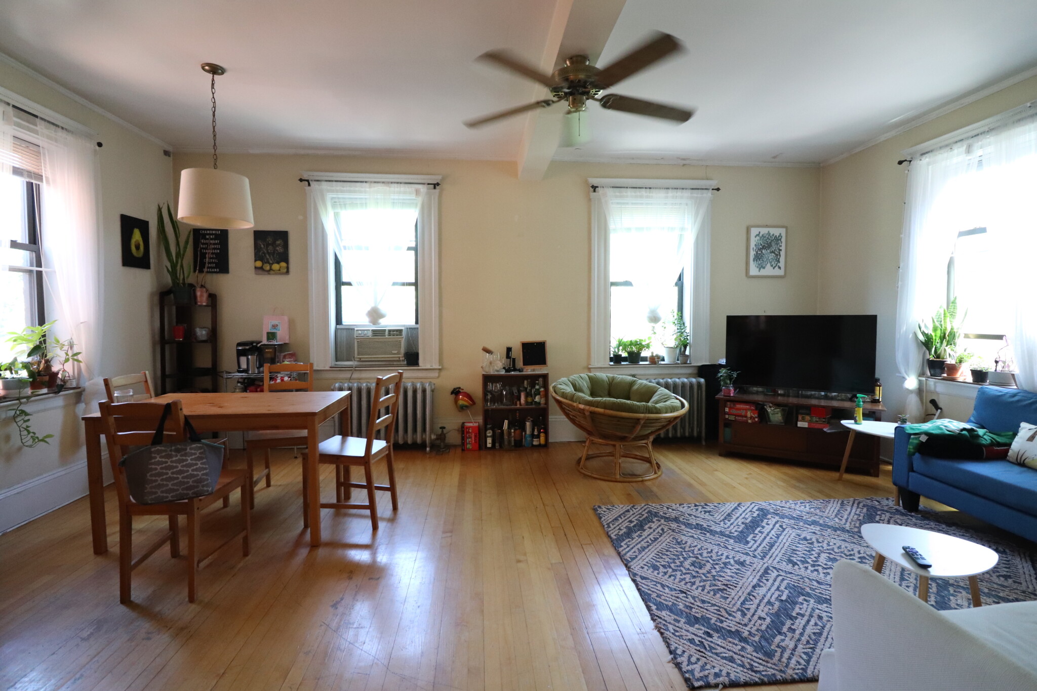 1100 Beacon St, Longwood