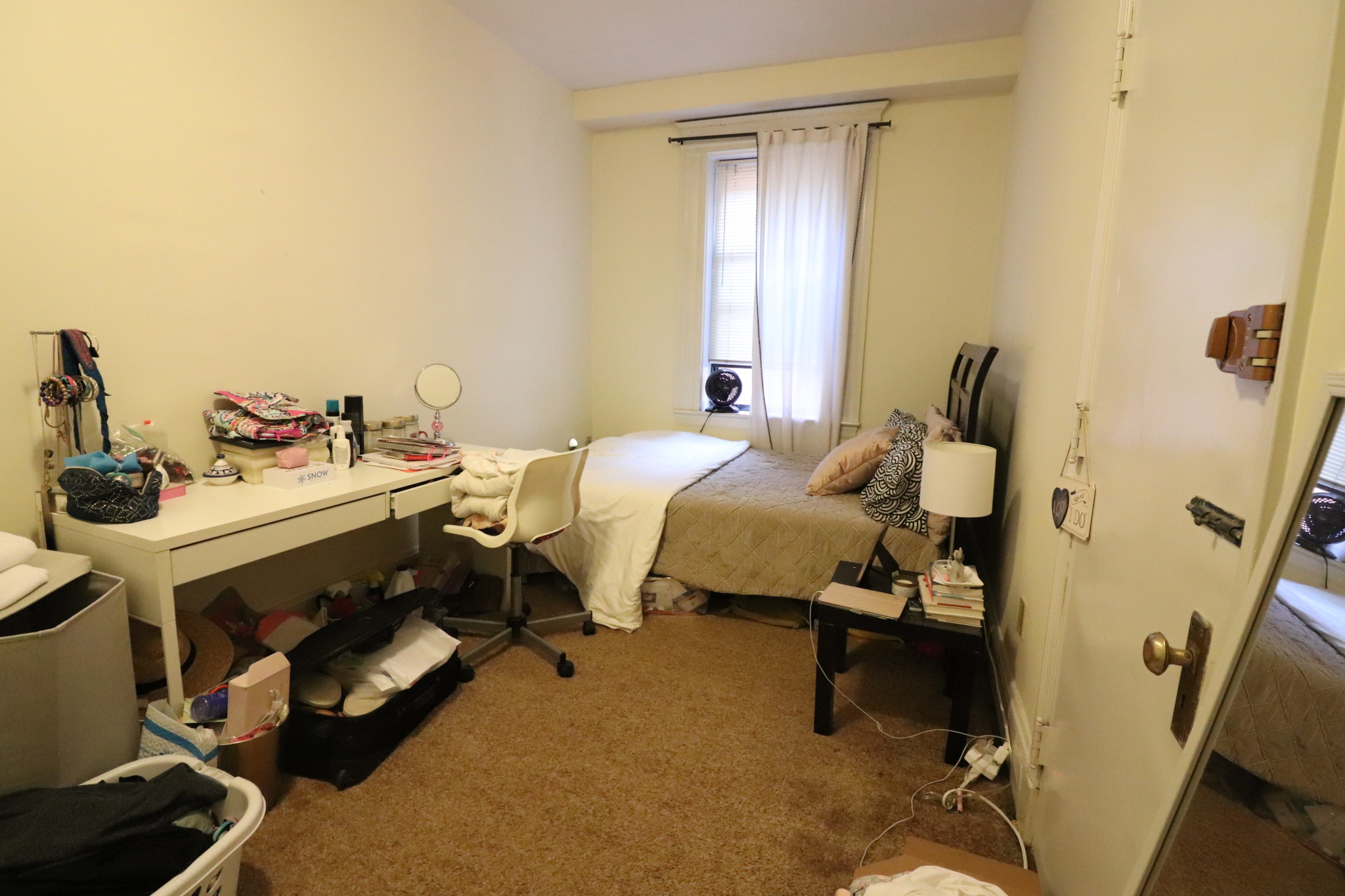 1100 Beacon St, Longwood