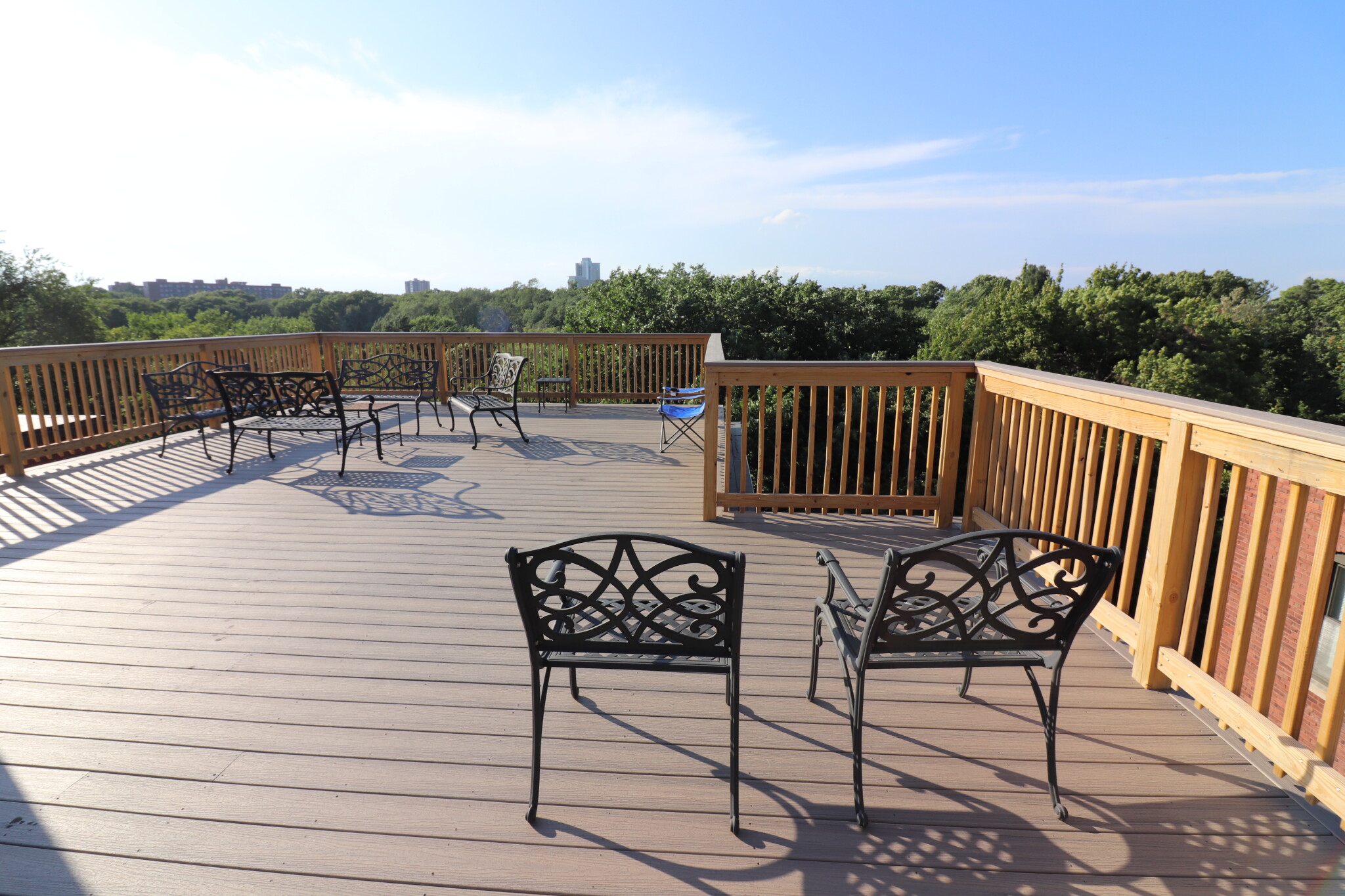 1100 Beacon St, Longwood