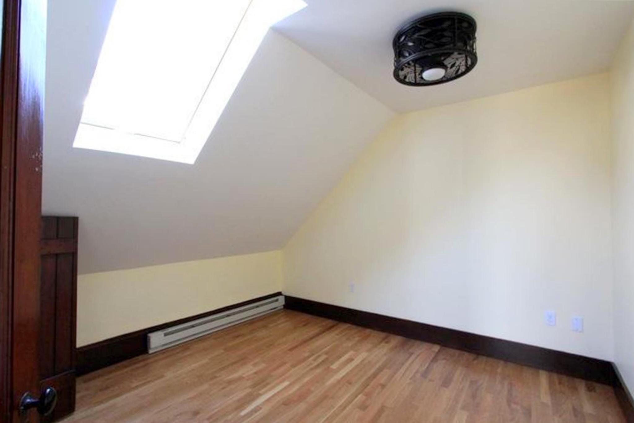 239 Highland Ave, Powder House Square