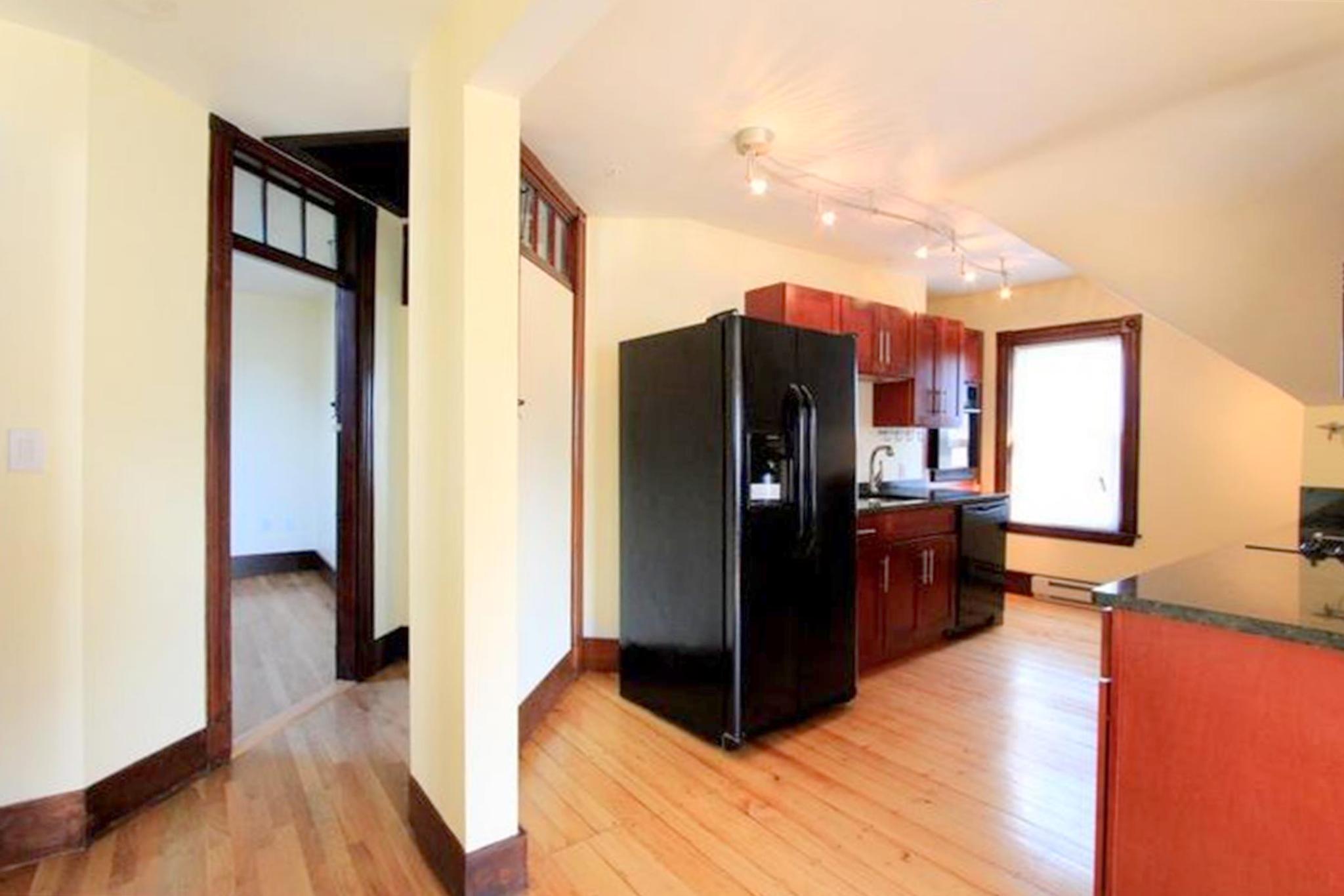 239 Highland Ave, Powder House Square