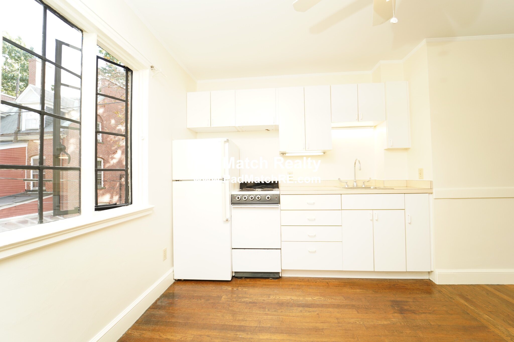 111 Carlton St, Longwood