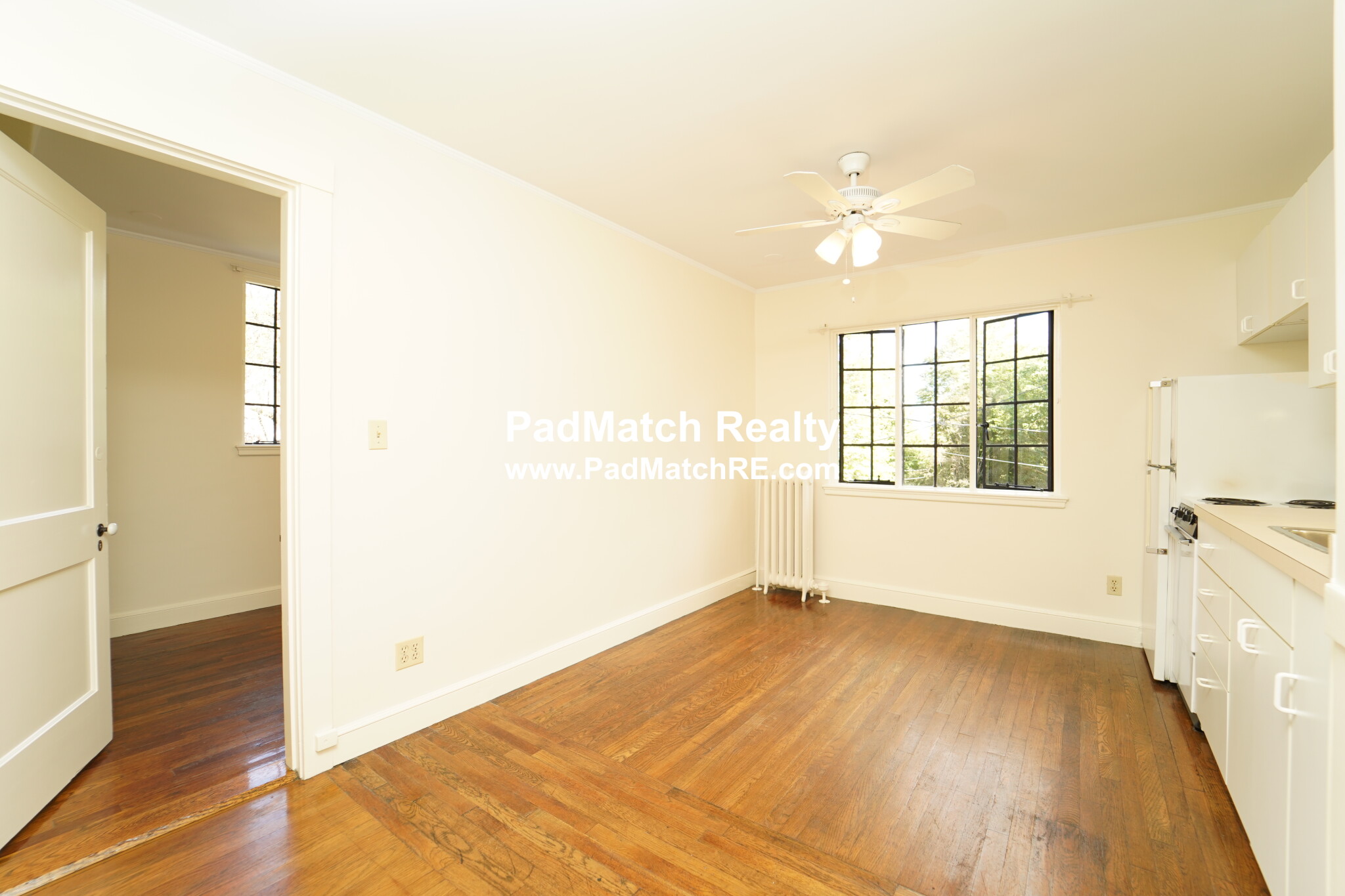 111 Carlton St, Longwood