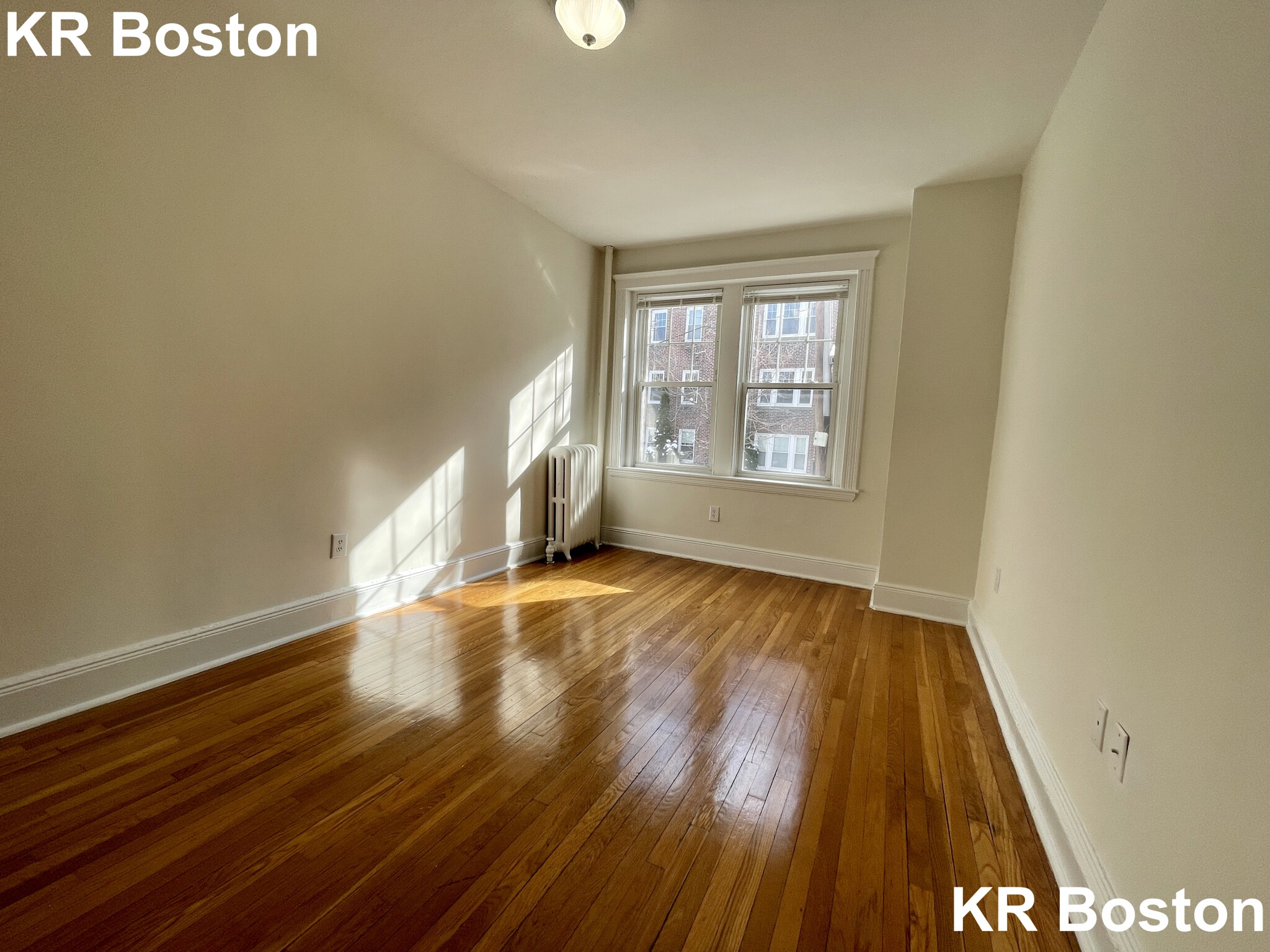 111 Kilsyth Rd, Brighton