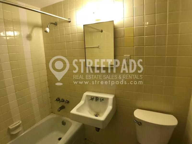 60 Brighton Ave, Allston