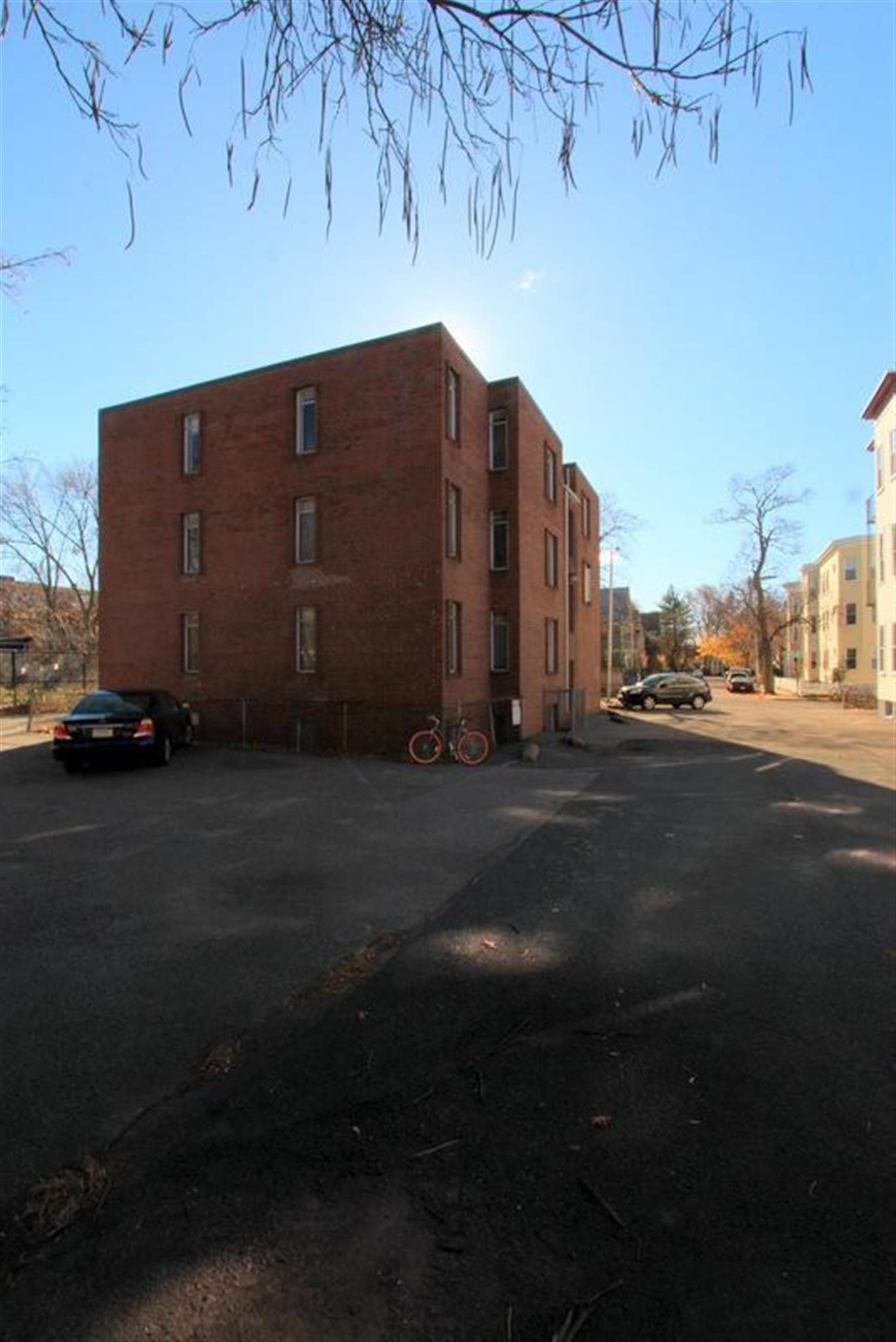 524 Putnam Ave, Cambridgeport