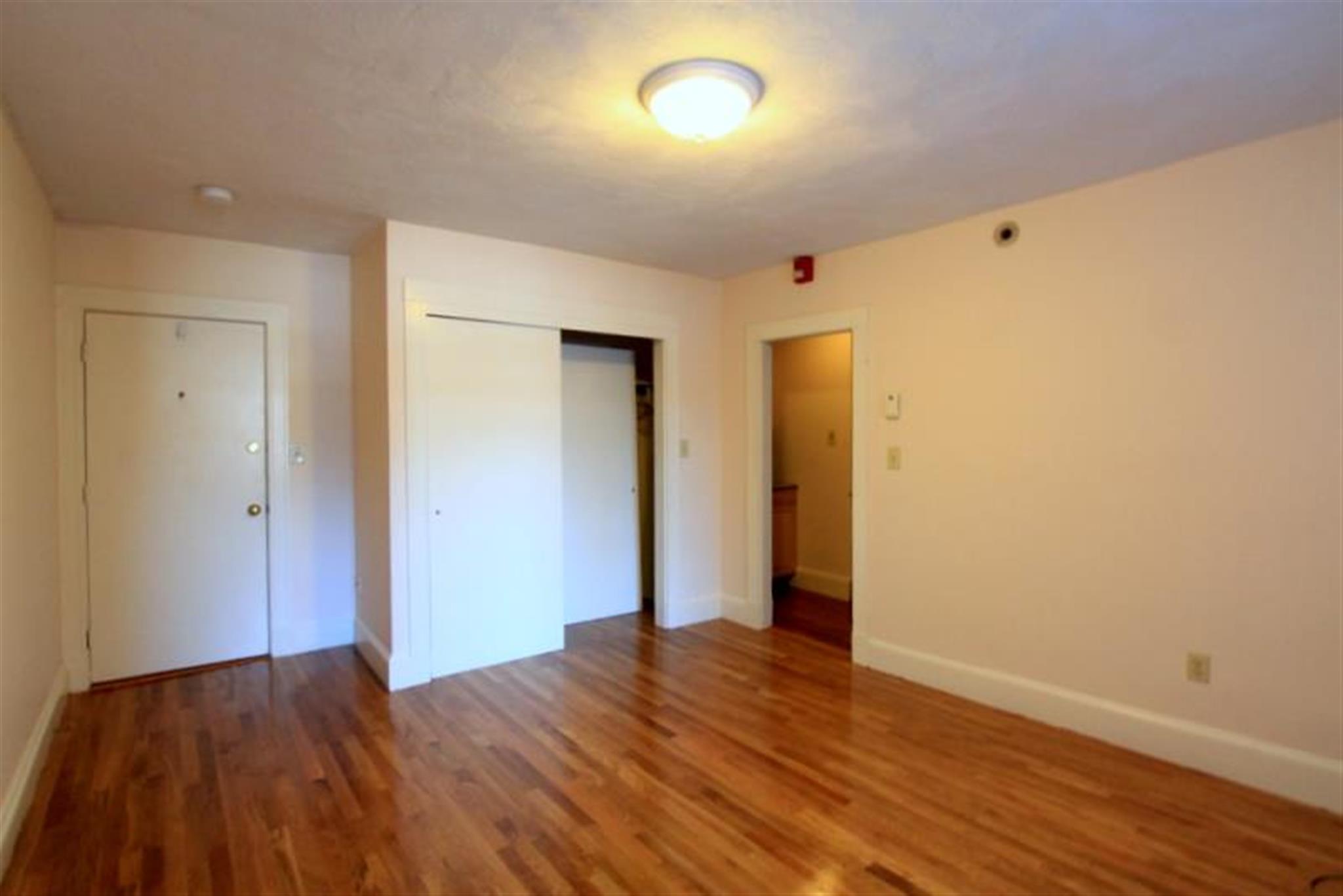 402 Highland Ave, Davis Square