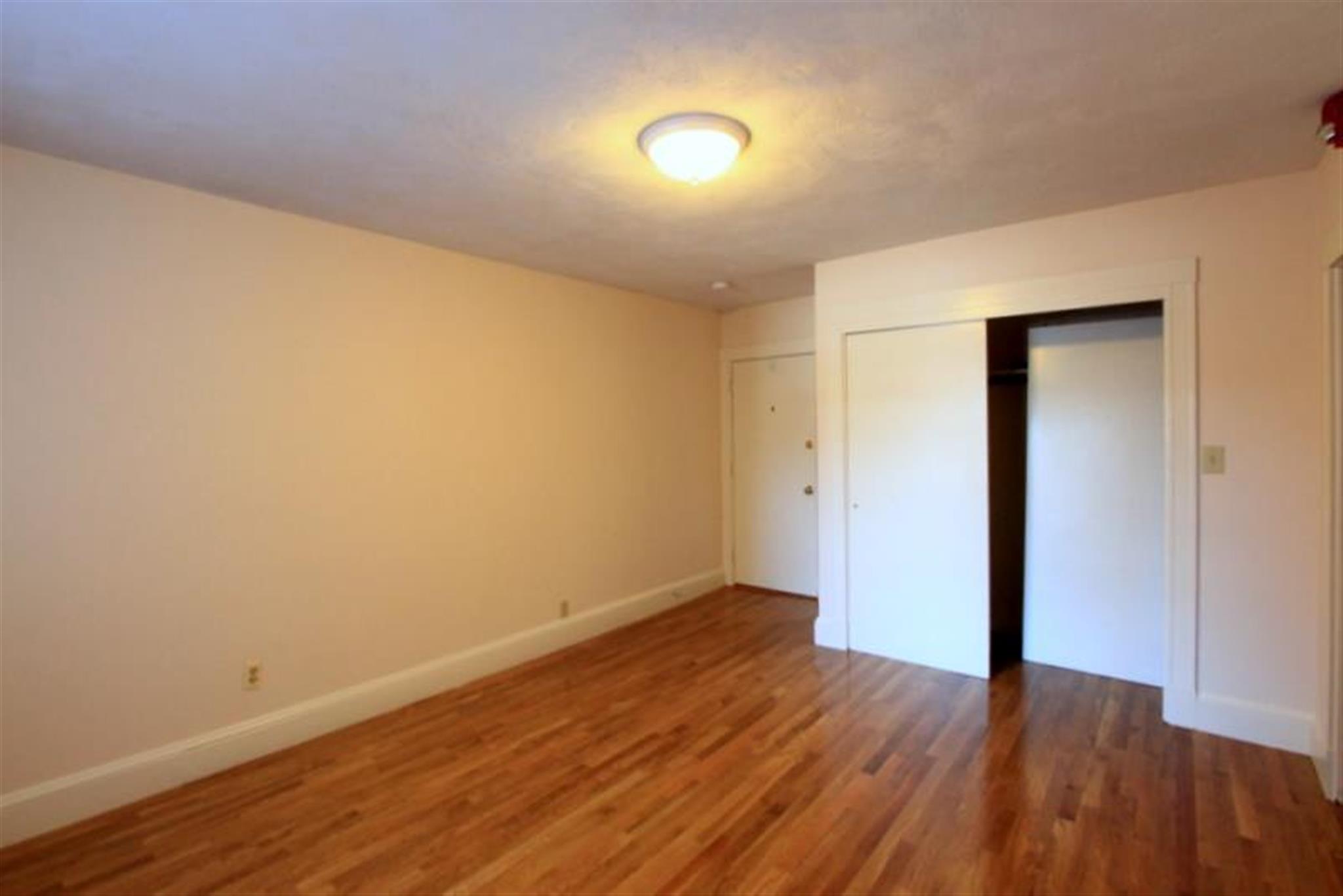 402 Highland Ave, Davis Square