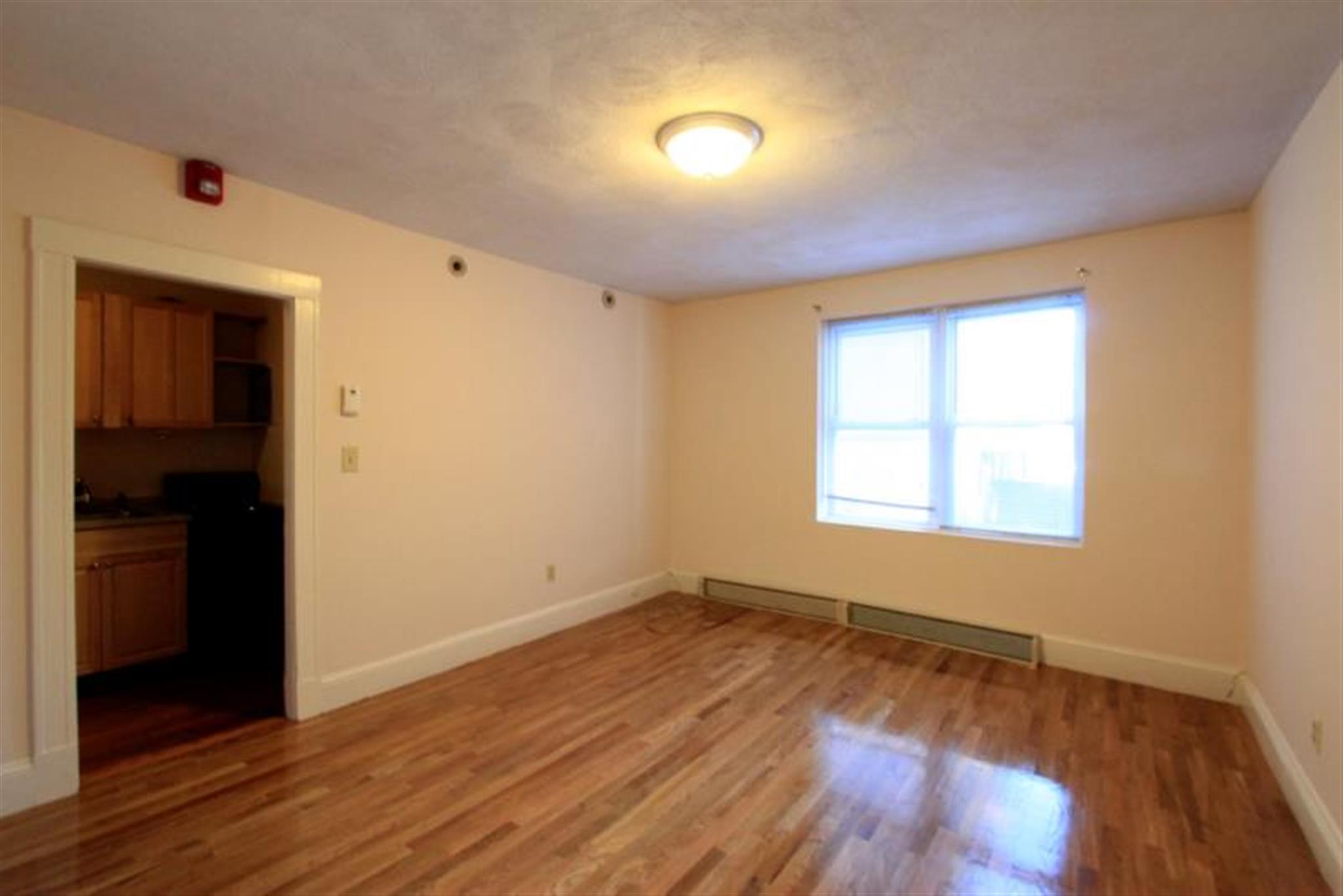 402 Highland Ave, Davis Square