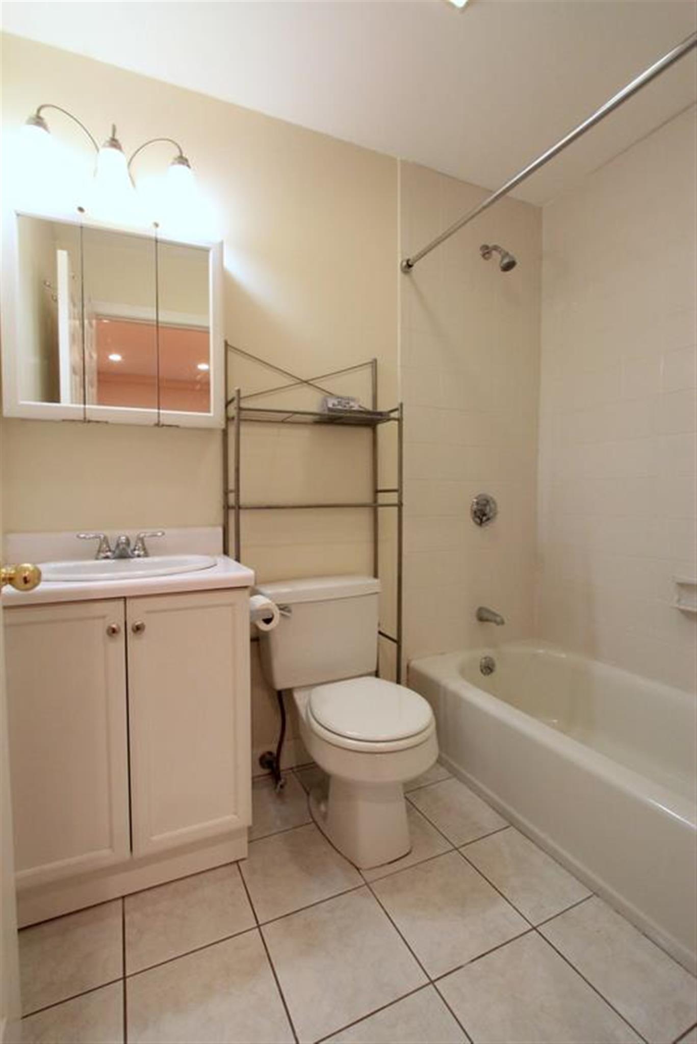 26 Tufts St, Cambridgeport