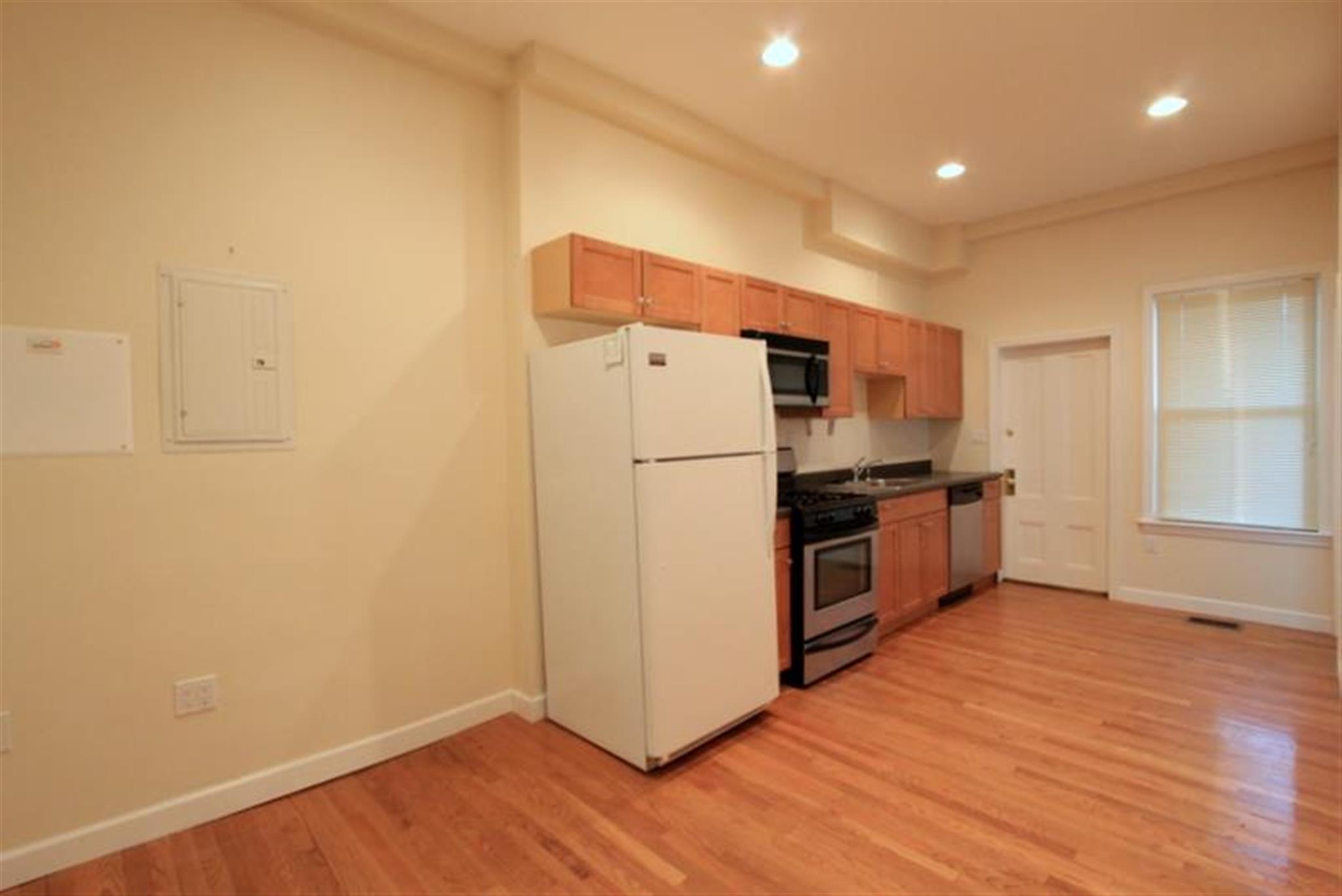 26 Tufts St, Cambridgeport