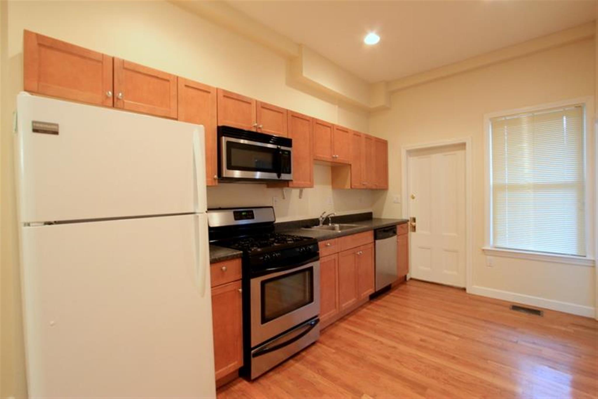 26 Tufts St, Cambridgeport