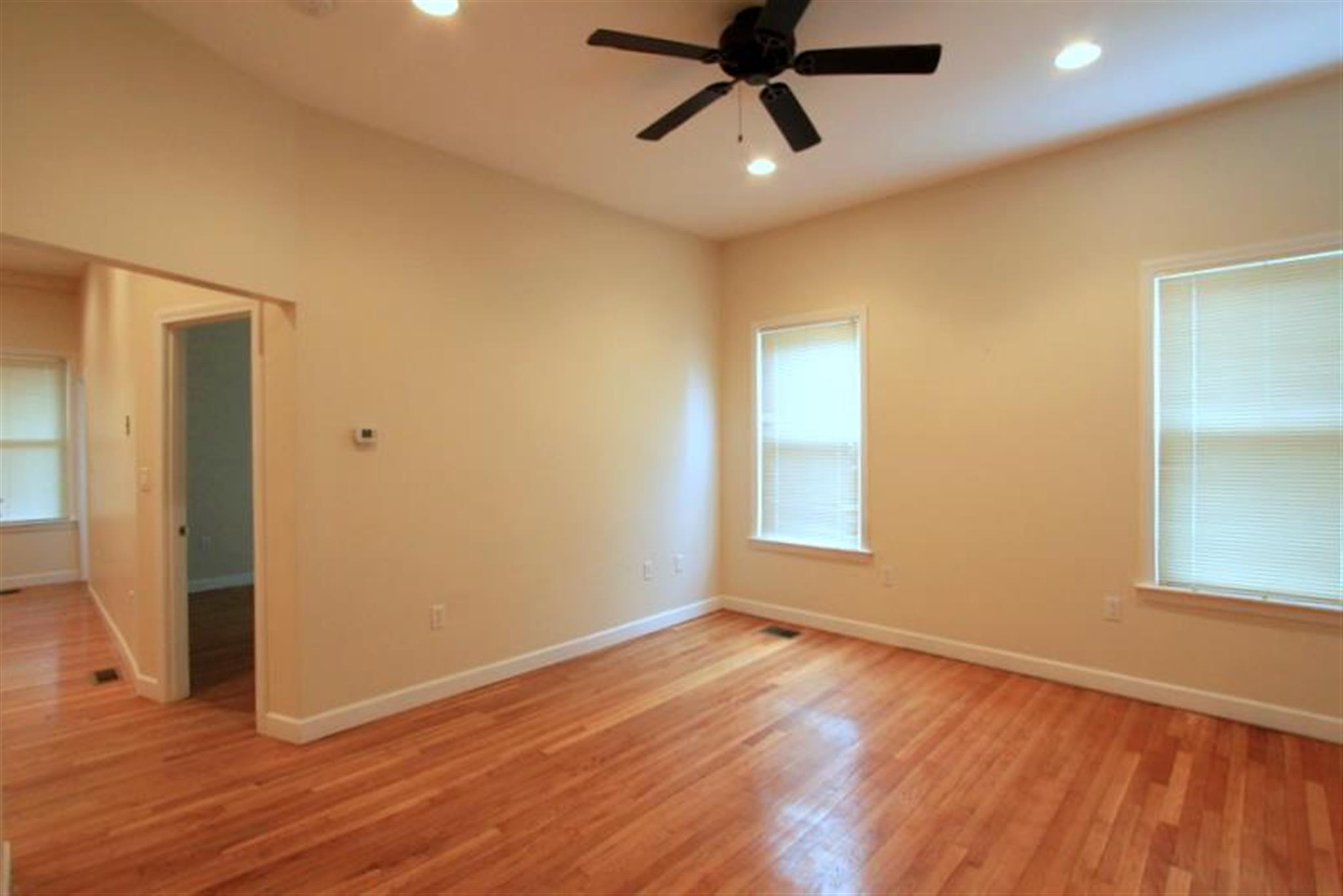 26 Tufts St, Cambridgeport