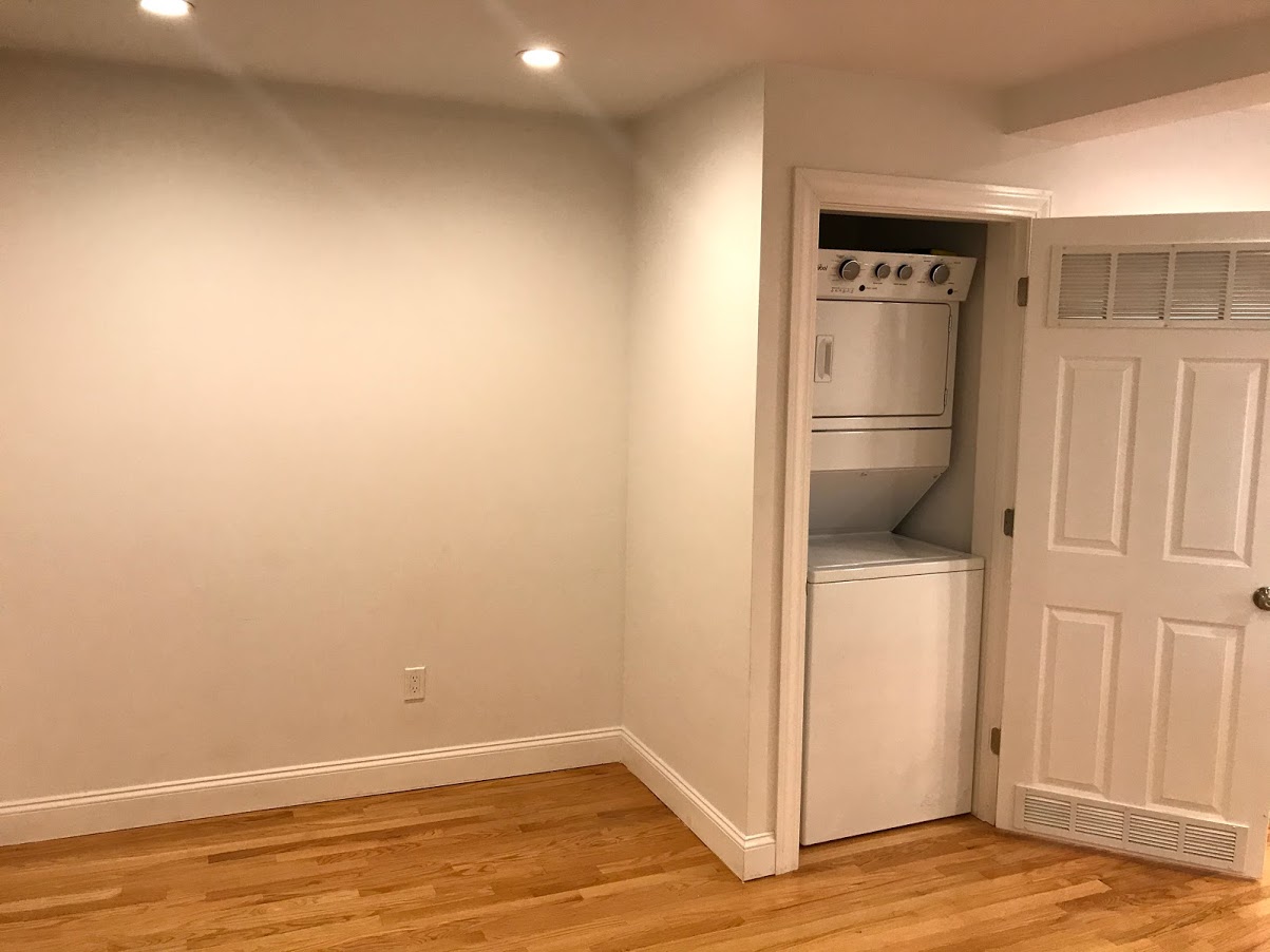 7 Perry St, Brookline Village