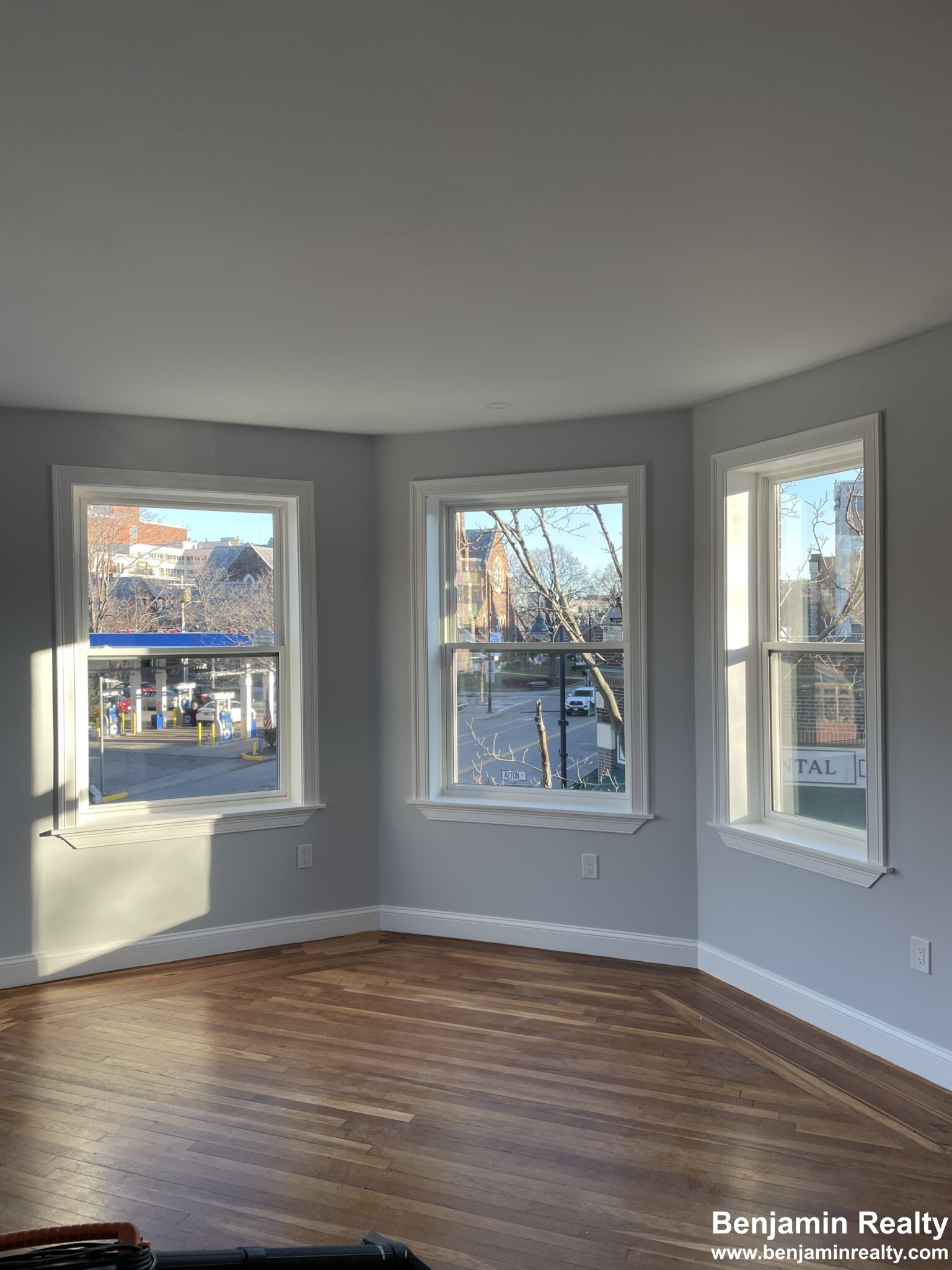 3 Alton Pl, Coolidge Corner