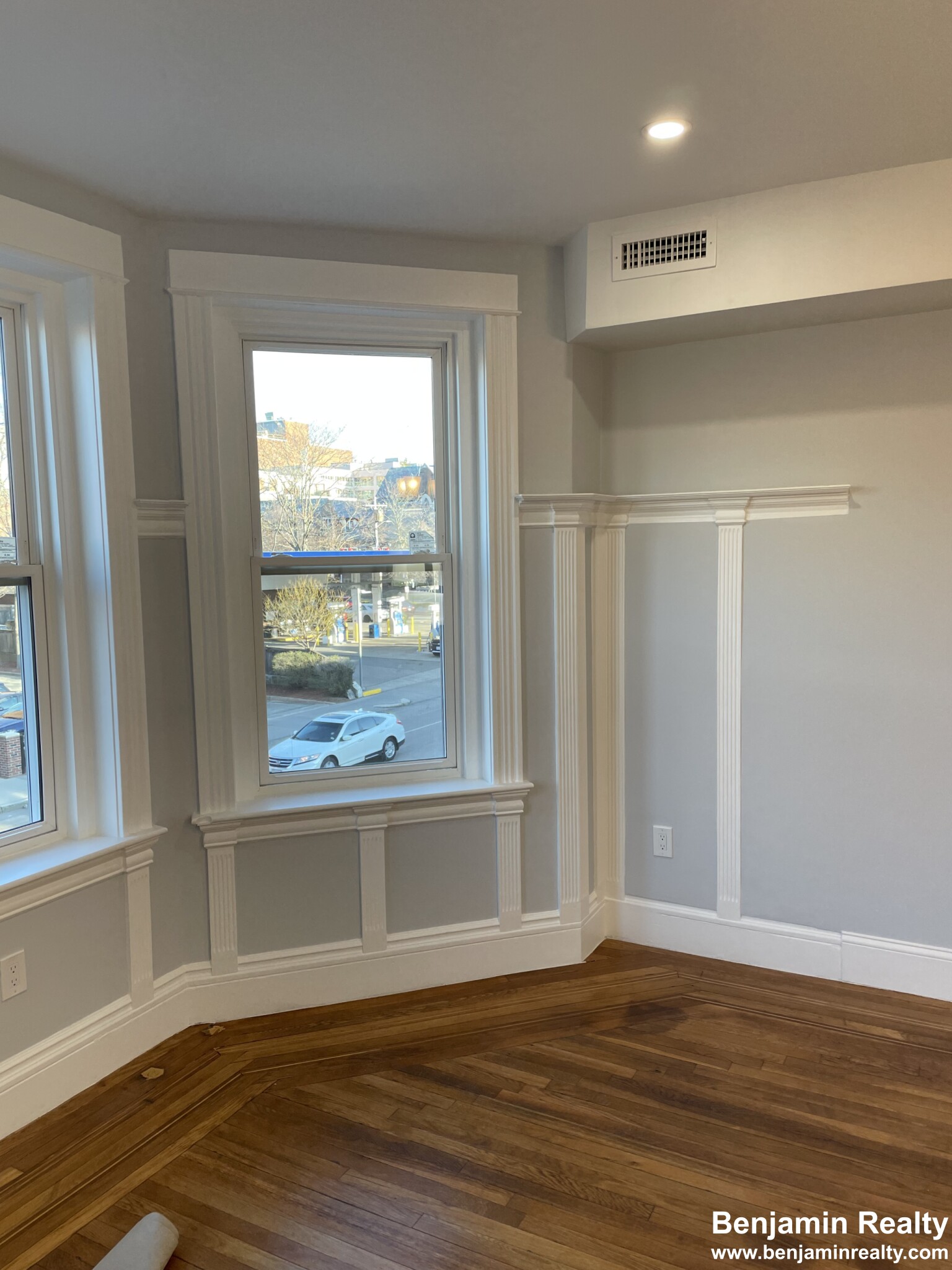 3 Alton Pl, Coolidge Corner