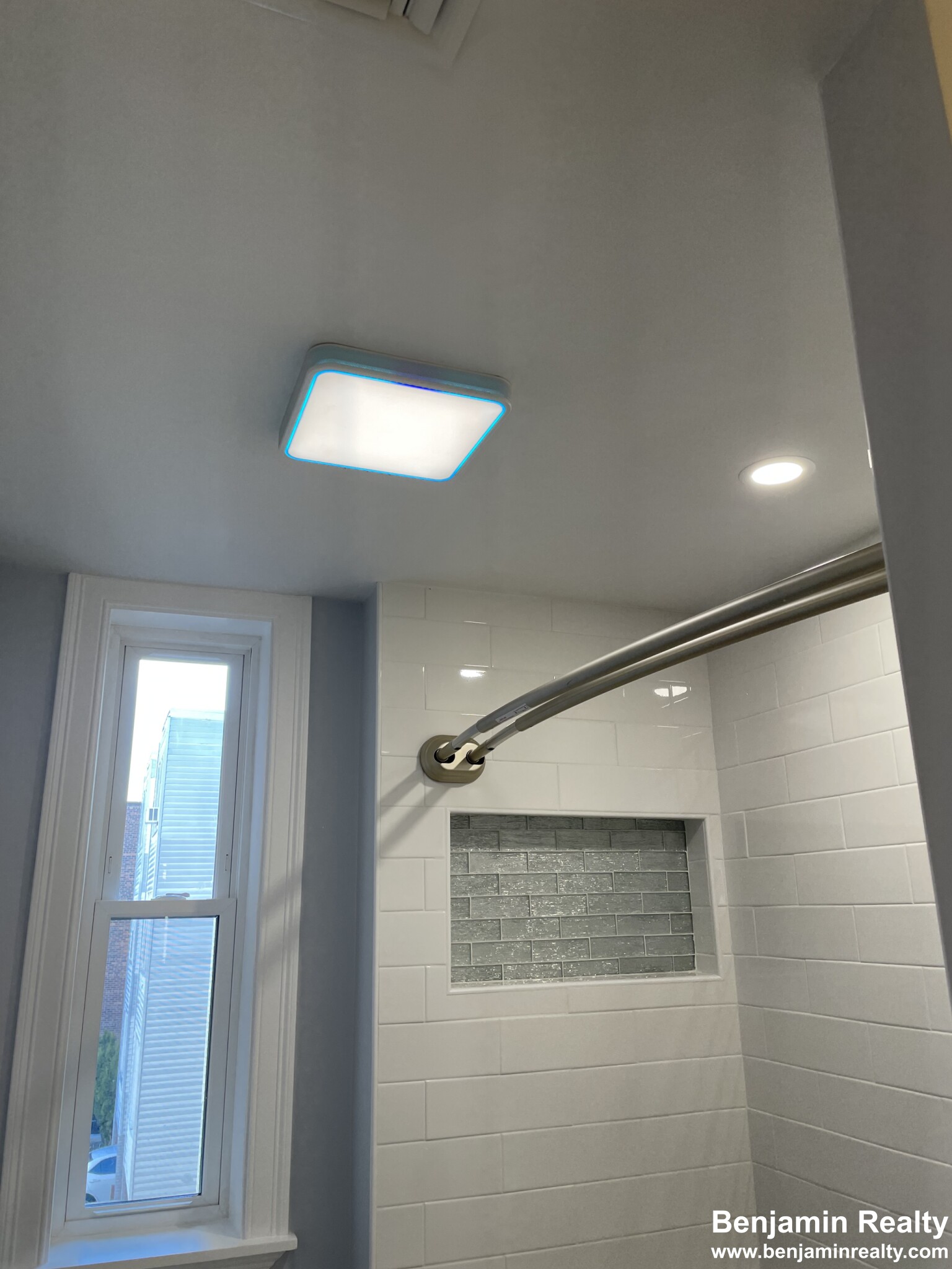 3 Alton Pl, Coolidge Corner