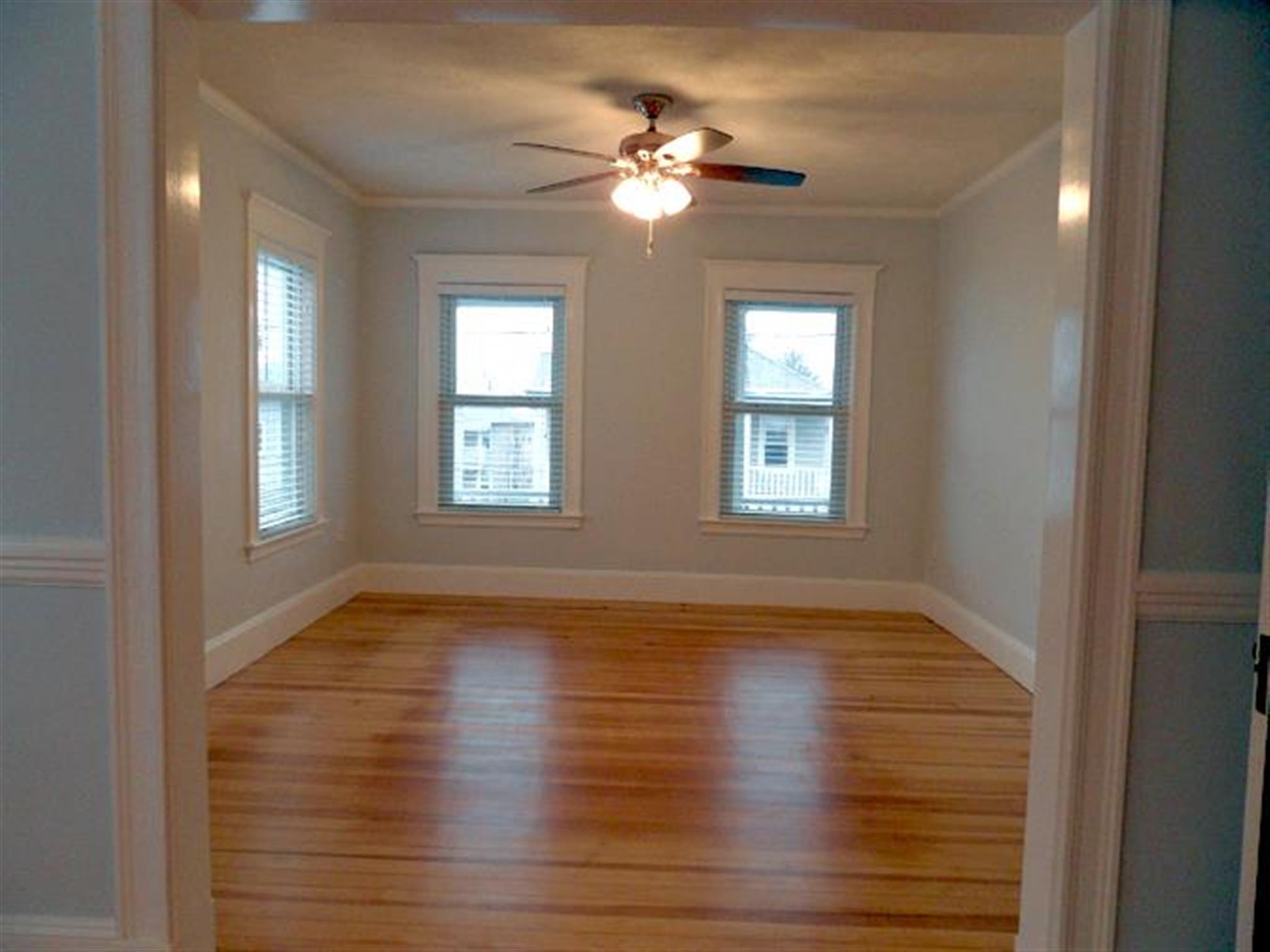 35 Frederick Ave, Medford