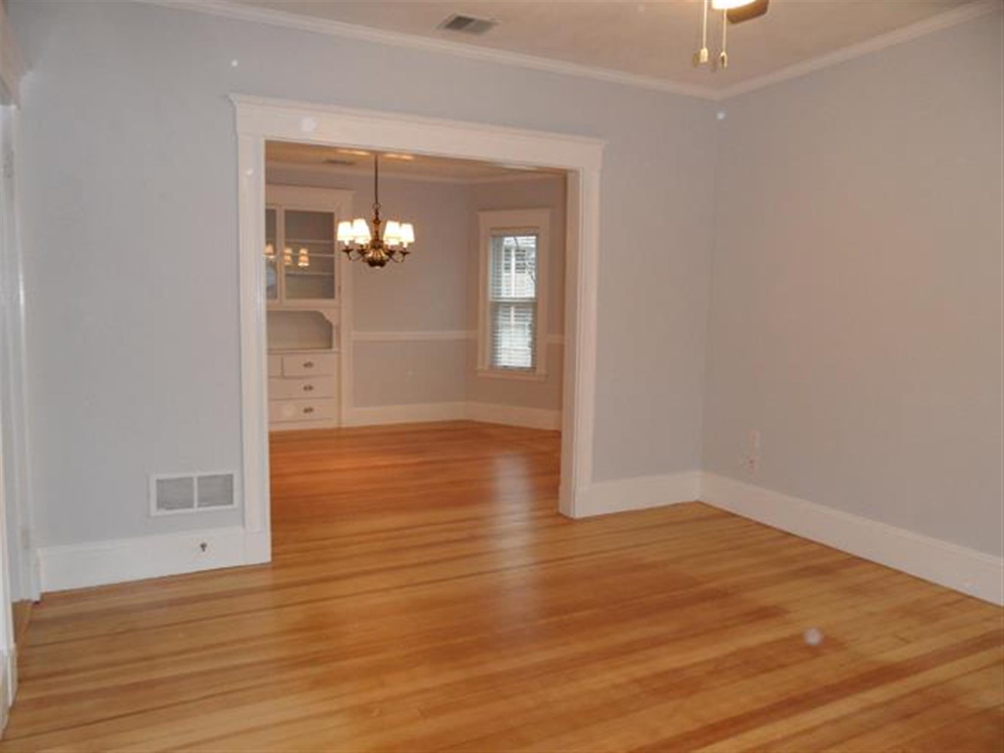 35 Frederick Ave, Medford