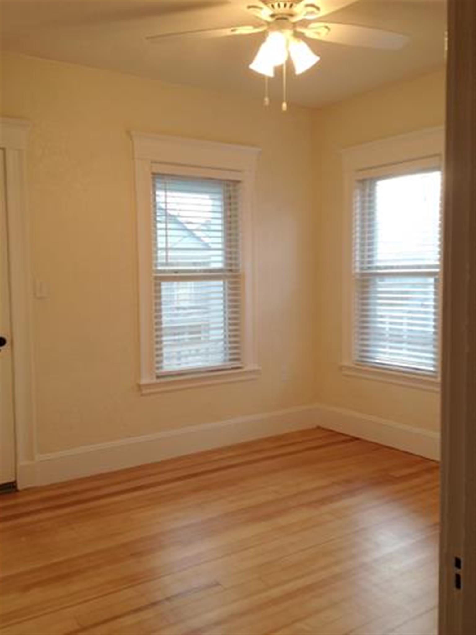 35 Frederick Ave, Medford