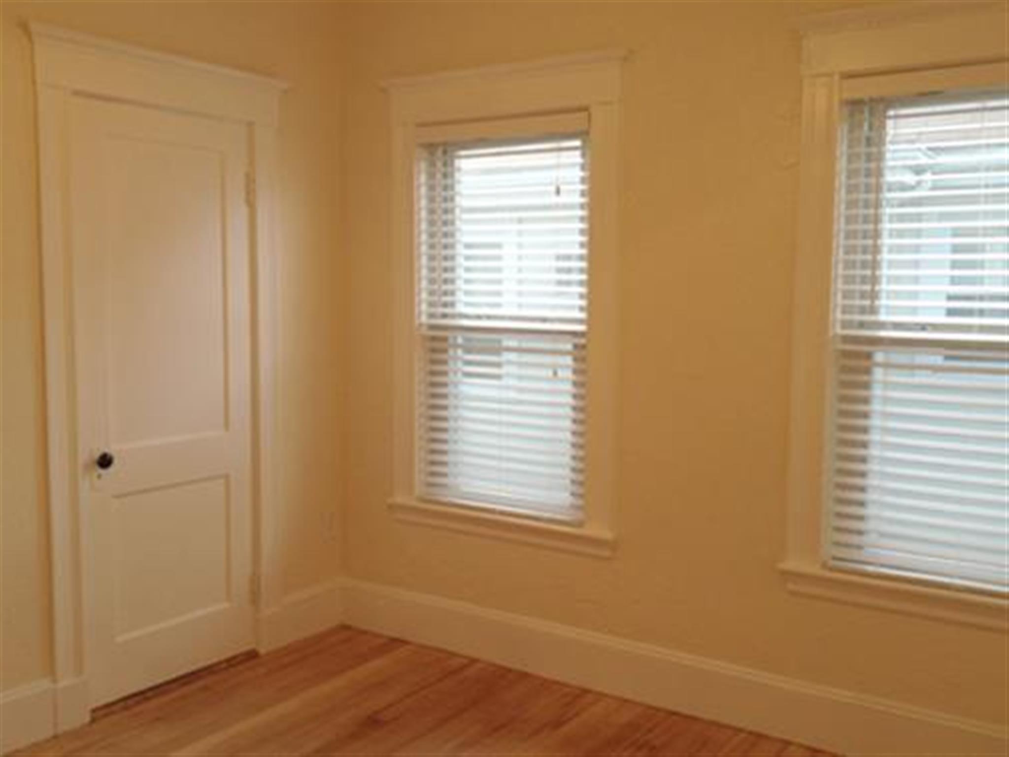 35 Frederick Ave, Medford