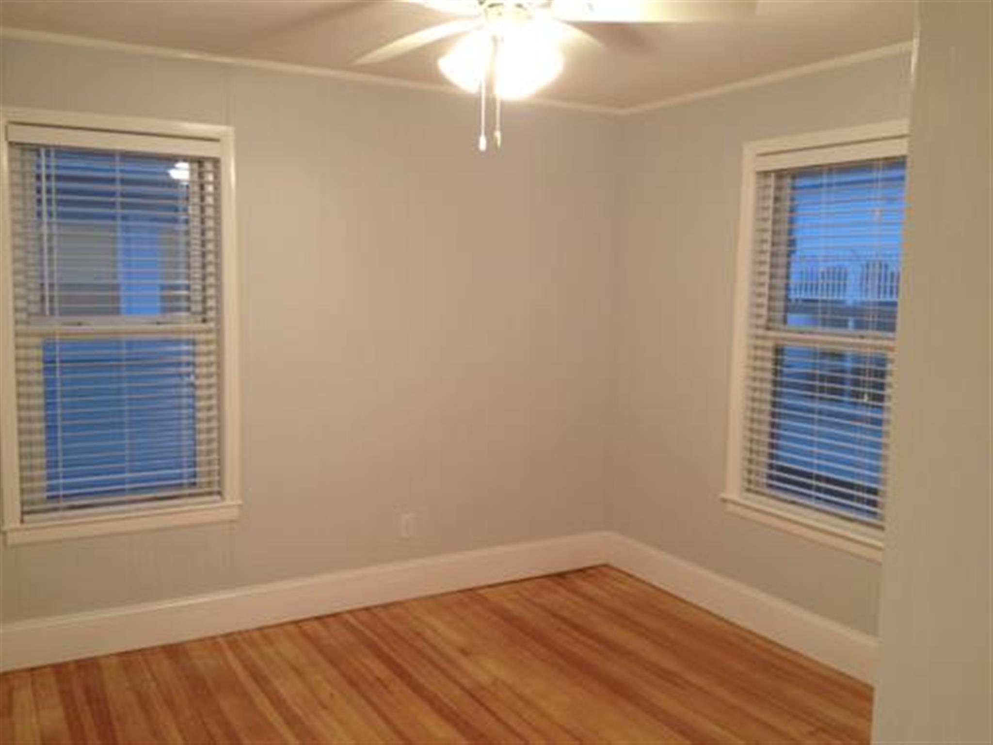 35 Frederick Ave, Medford