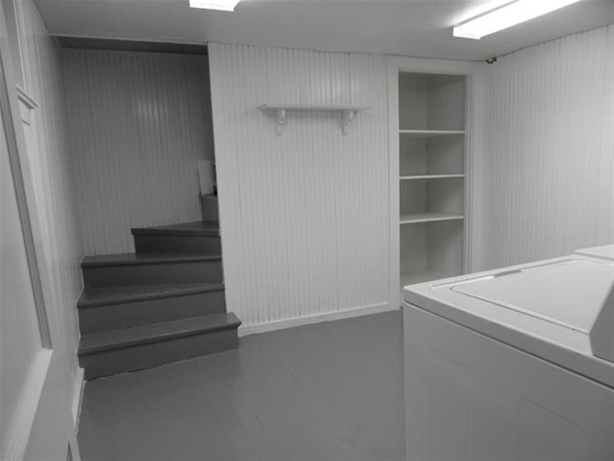 35 Frederick Ave, Medford