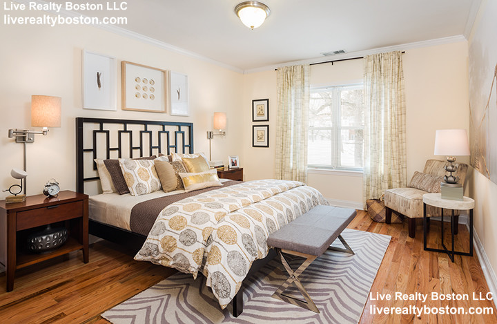 222 Babcock St, Brookline Village