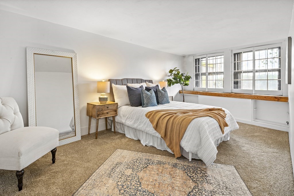 112 Pinckney St, East Boston