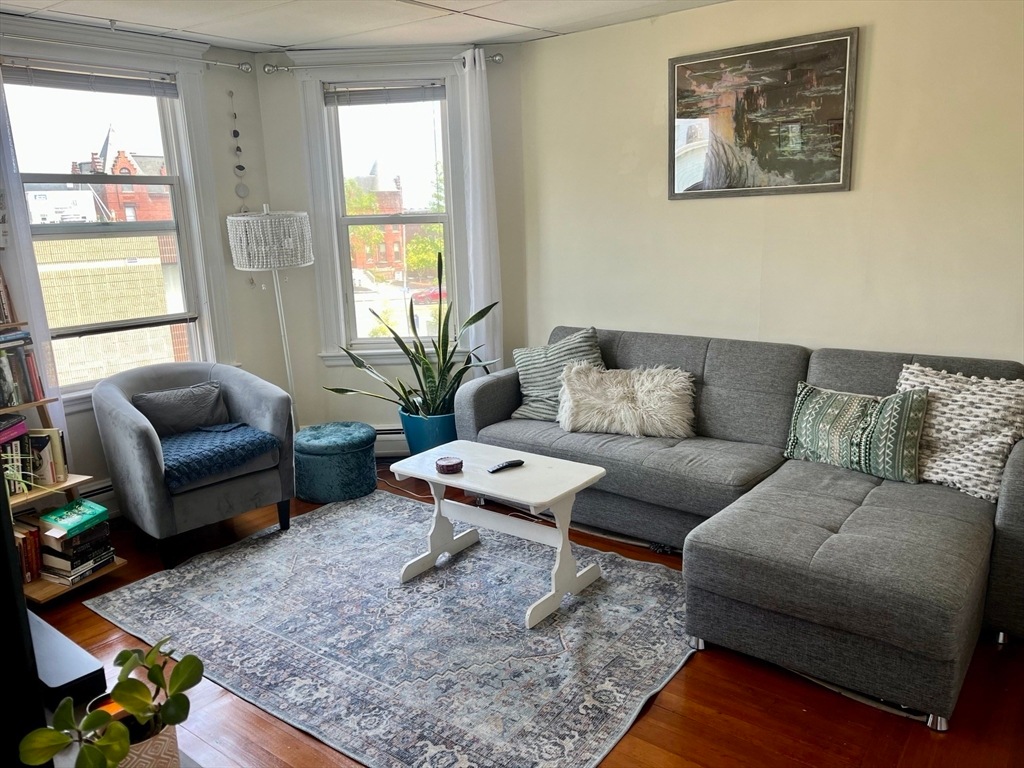 112 Thurston St, Winter Hill