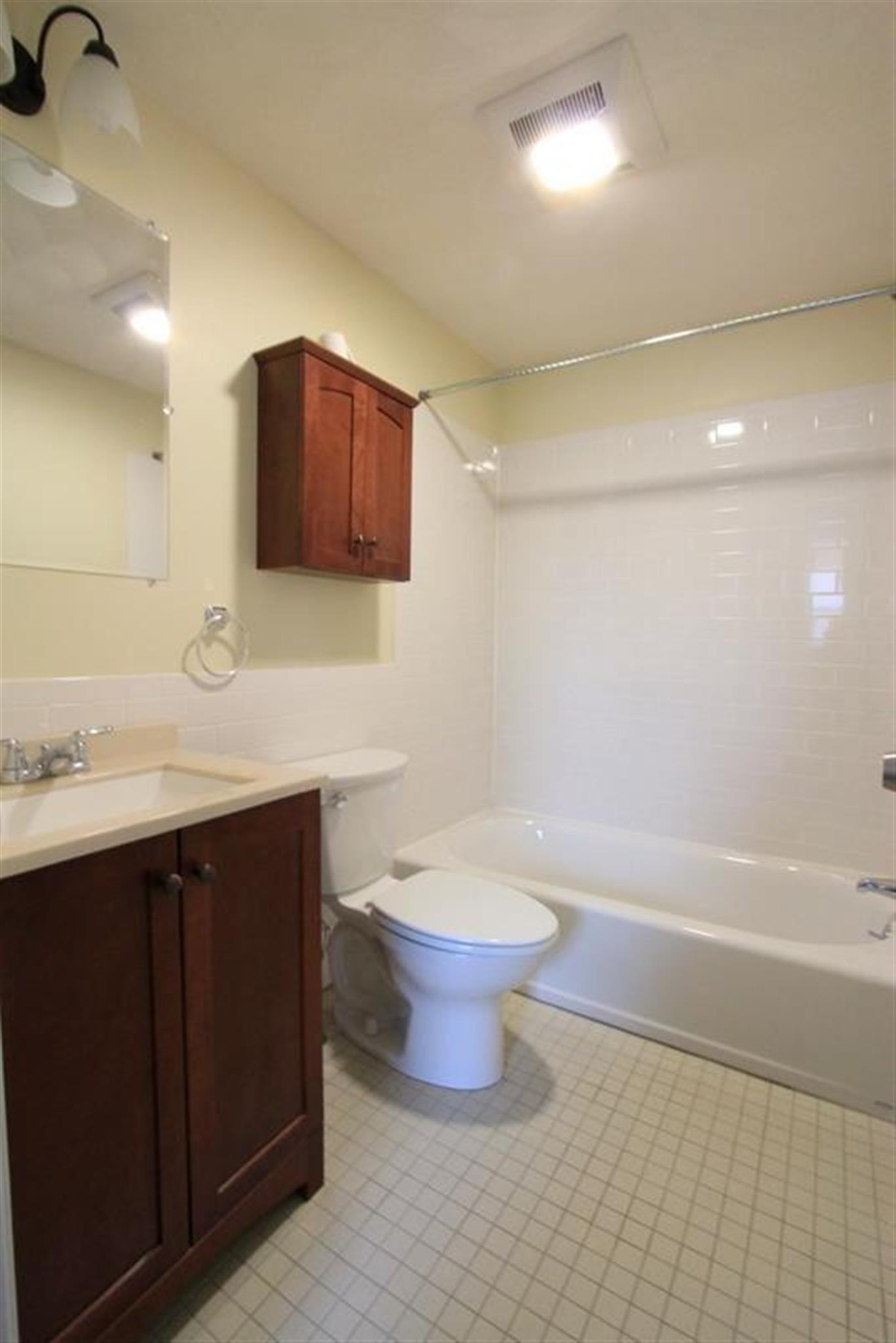 6 Douglas St, Central Square