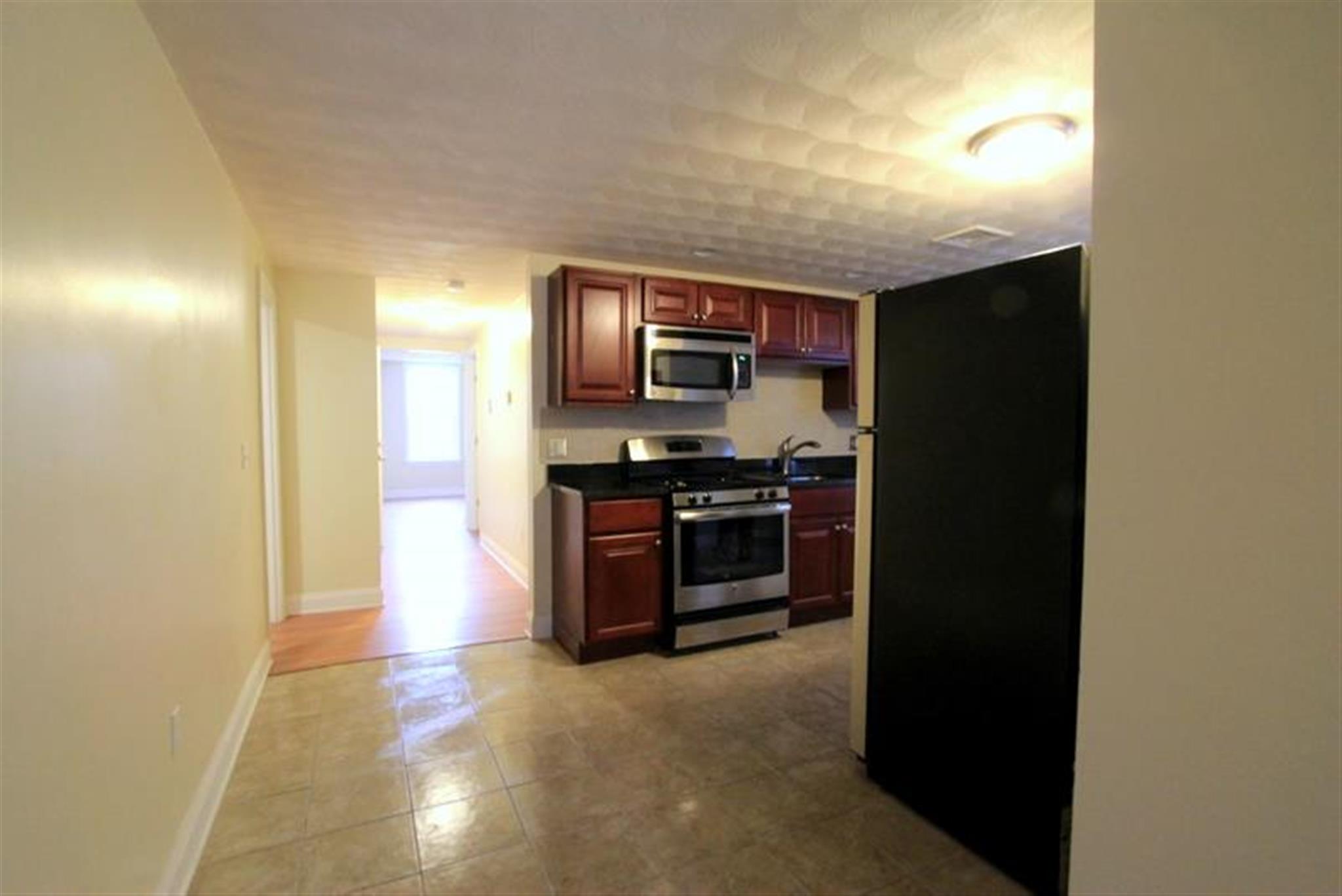 6 Douglas St, Central Square