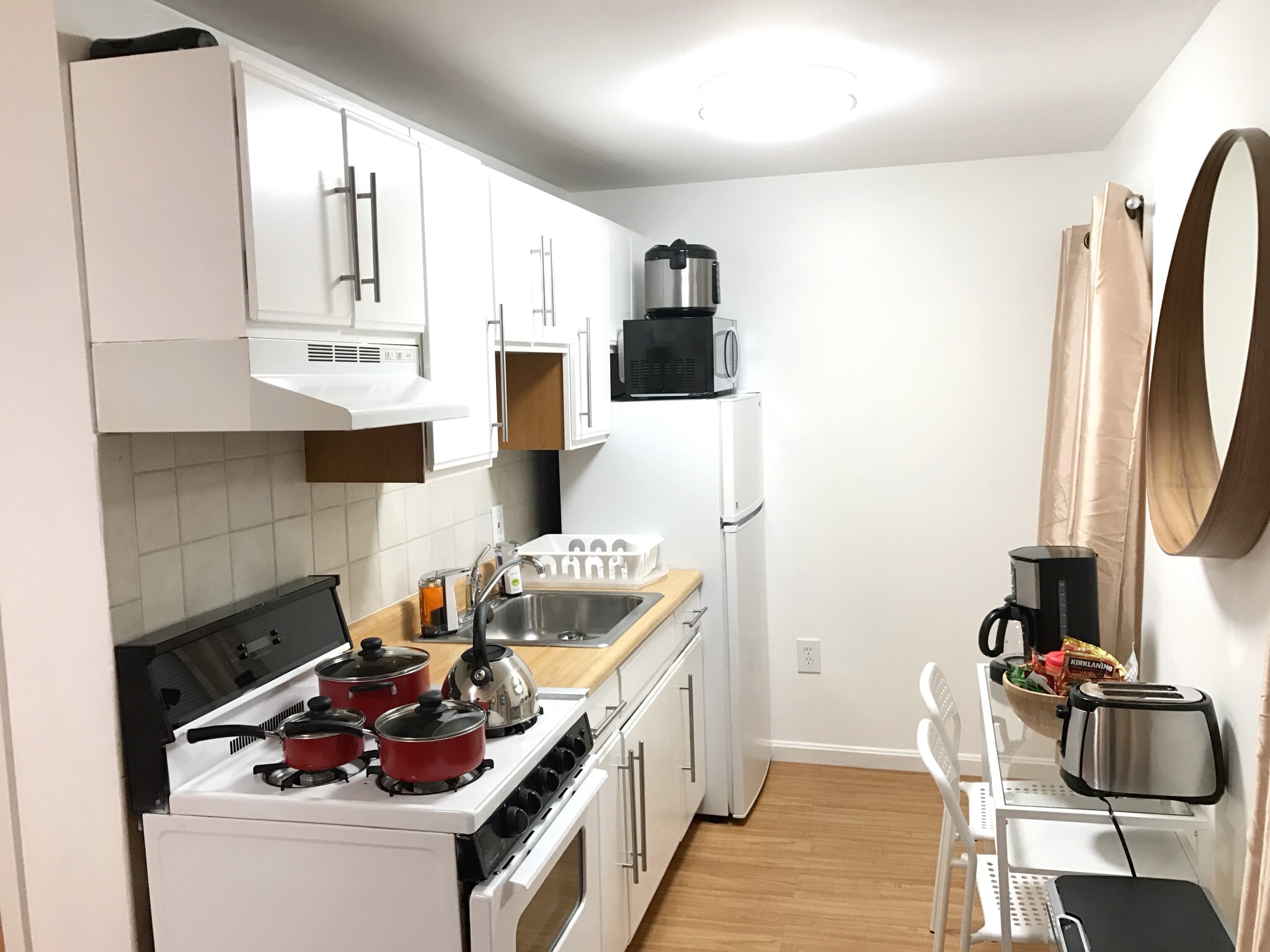 37 Telegraph St, South Boston