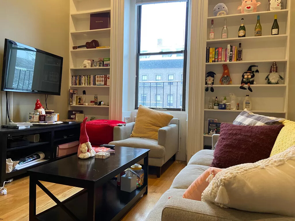 113 Beacon St, Back Bay