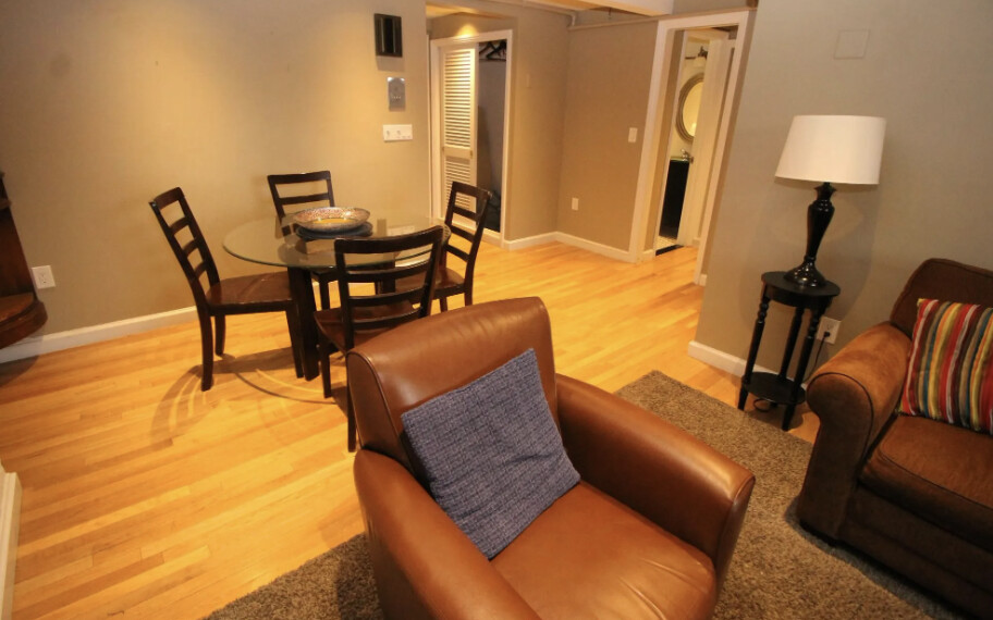 113 Beacon St, Back Bay