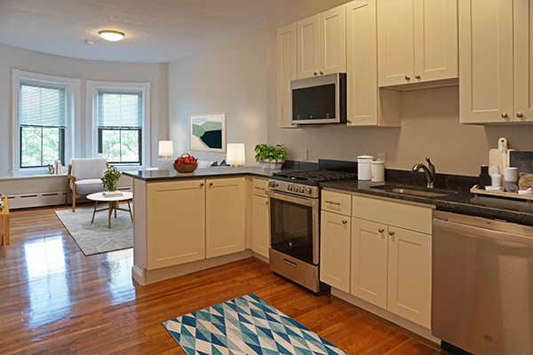 114 Willow St, Wellington-Harrington