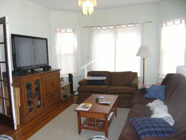2 Cambridge Ter, Allston