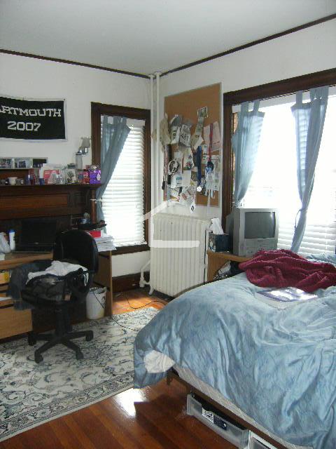 2 Cambridge Ter, Allston