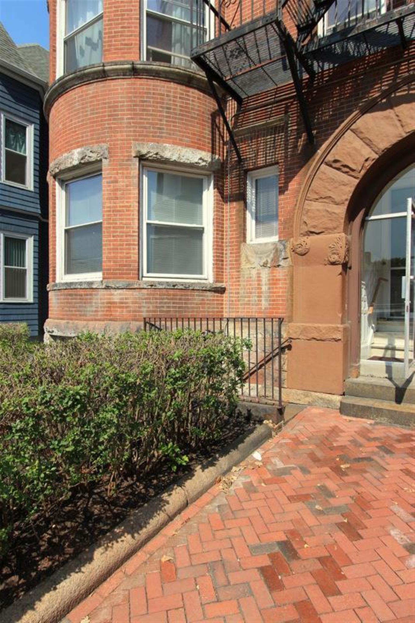 891 Massachusetts Ave, Central Square