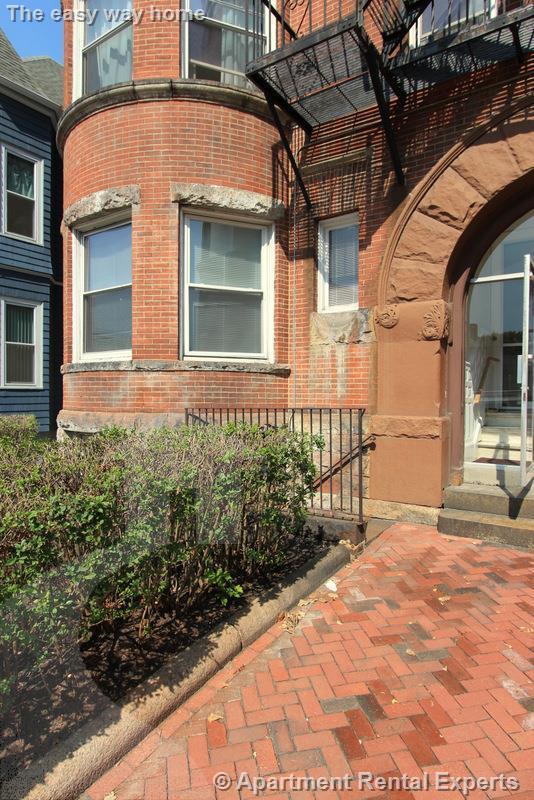 891 Mass Ave, Central Square