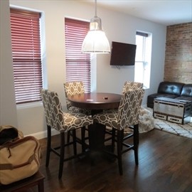 115 Salem St, North End