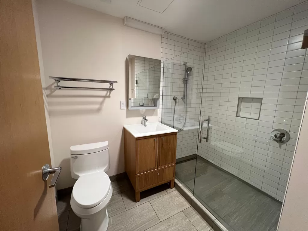 115 Mount Auburn St, Harvard Square