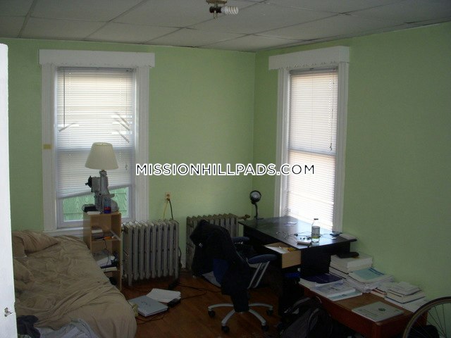 1 Sachem St, Mission Hill