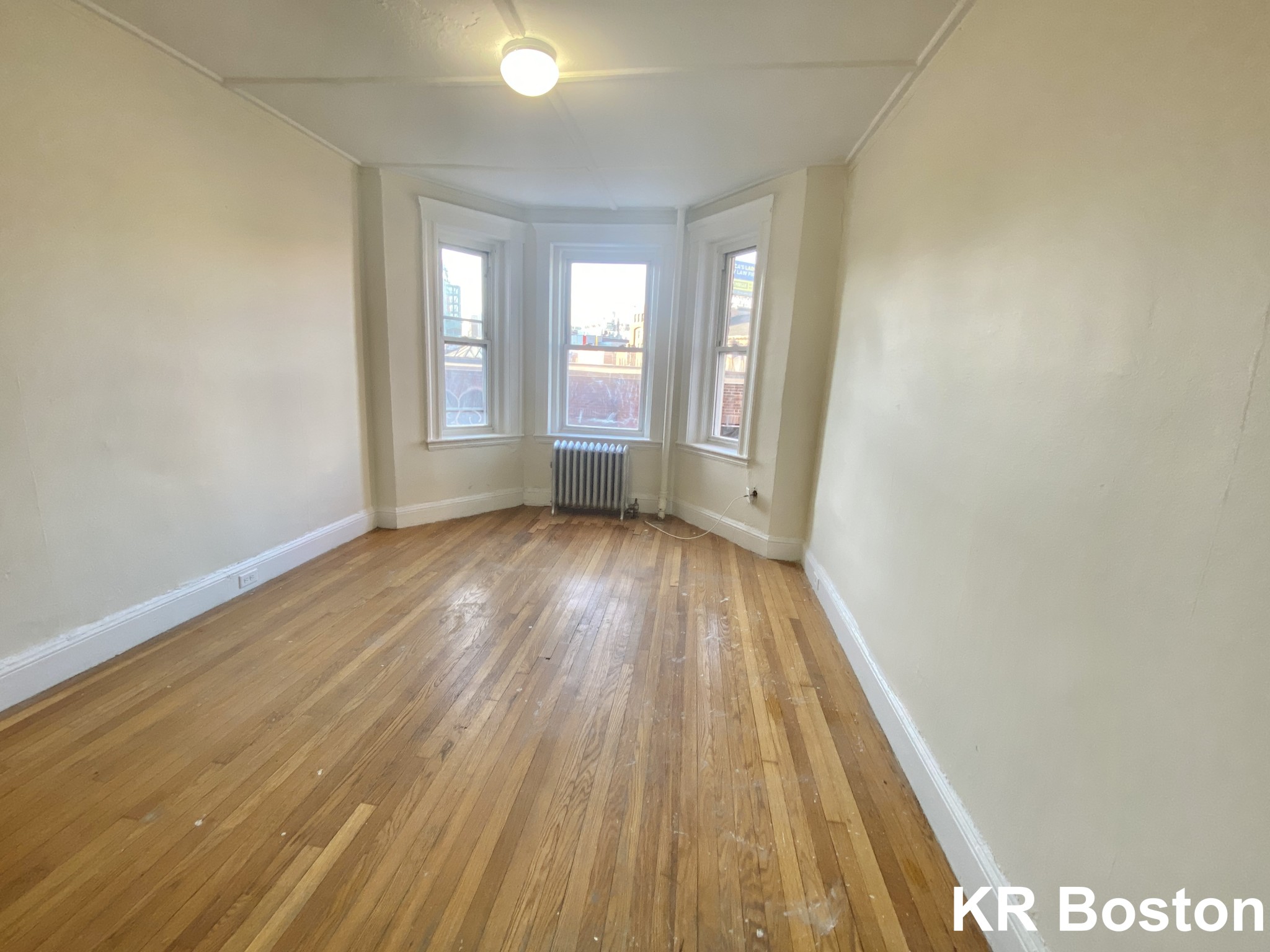 1175 Boylston Sts, Fenway