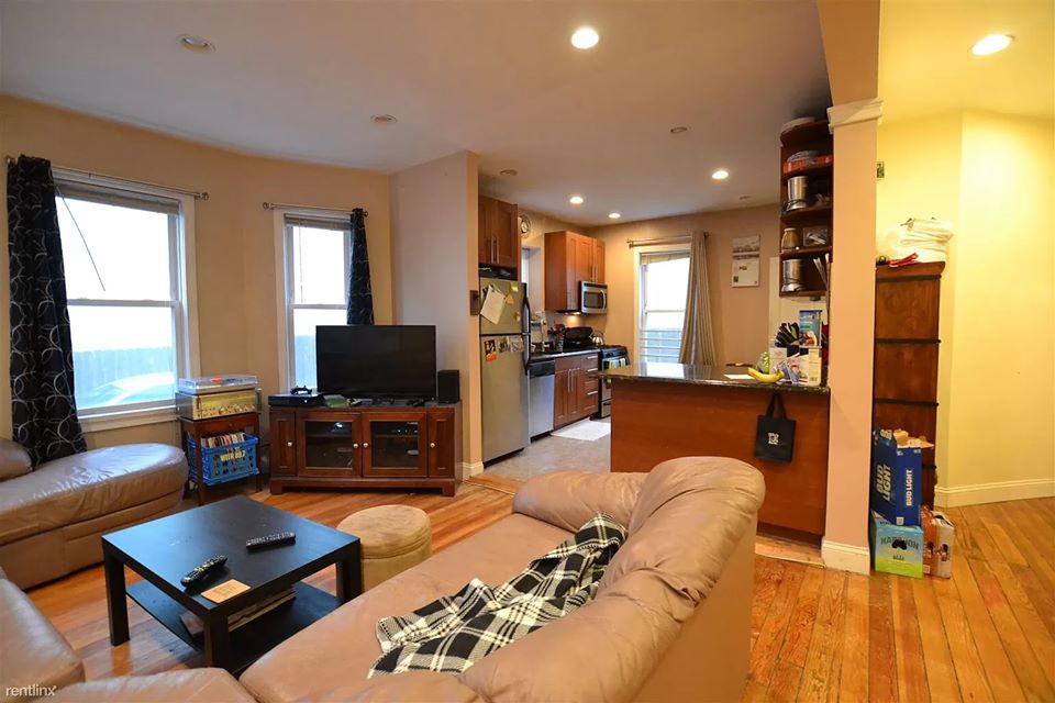 8 Montfern Ave, Brighton