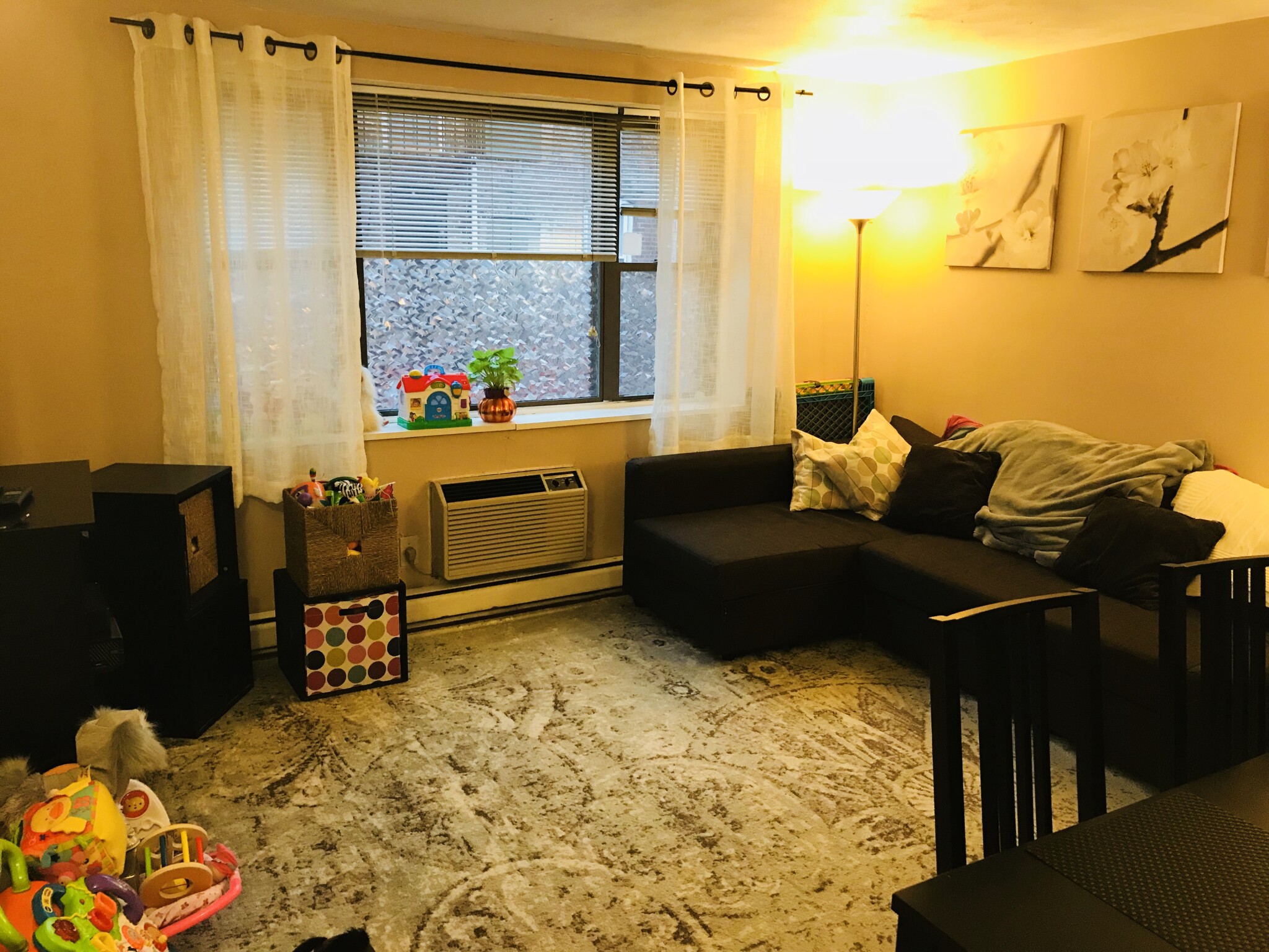 70 Jamaicaway, Jamaica Plain