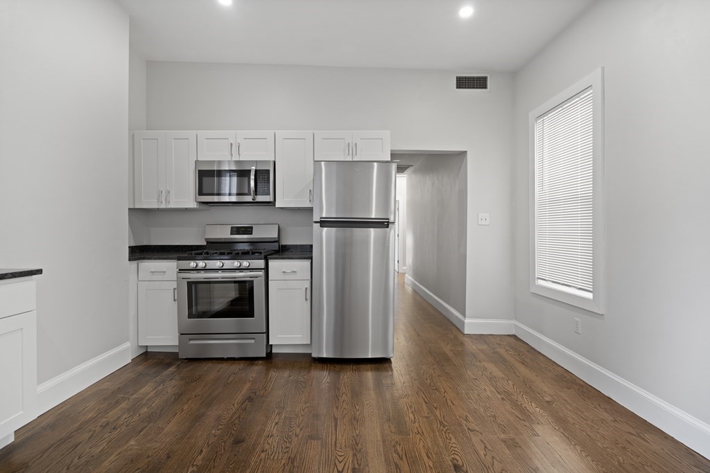 118 Dorchester St, South Boston