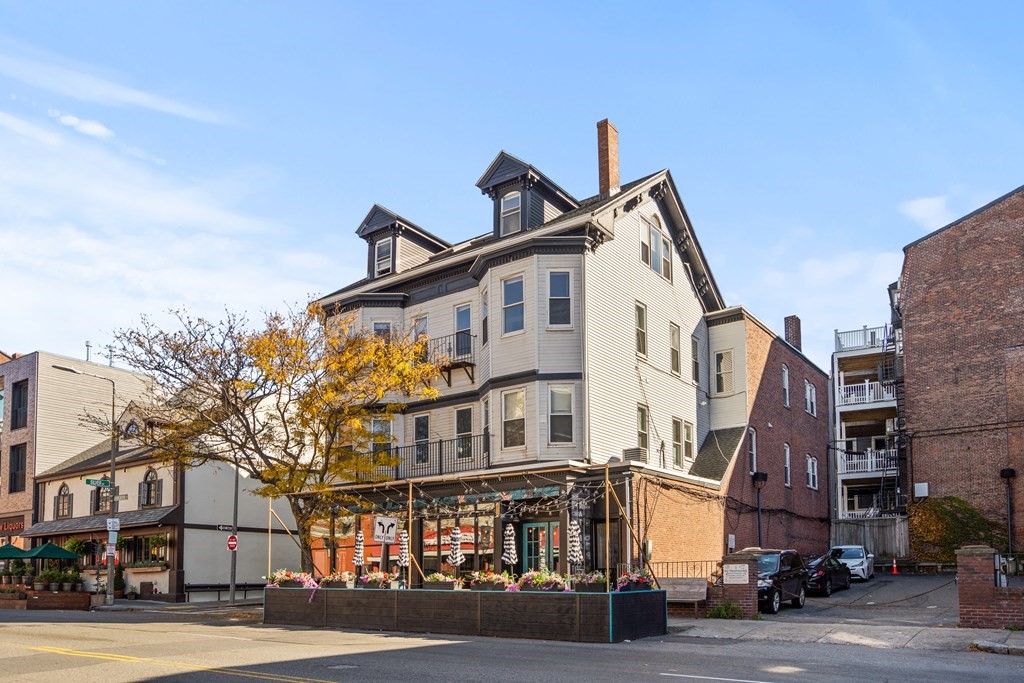 118 Dorchester St, South Boston