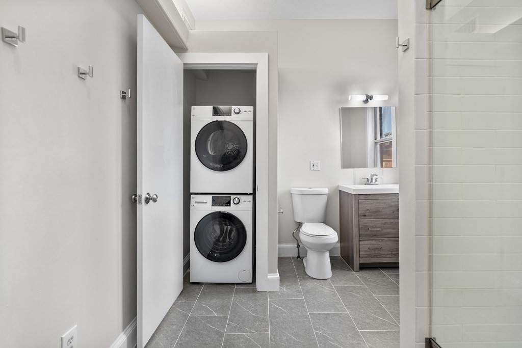 118 Dorchester St, South Boston