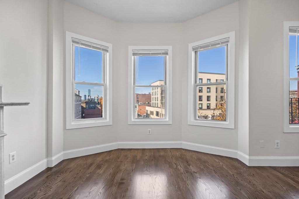 118 Dorchester St, South Boston